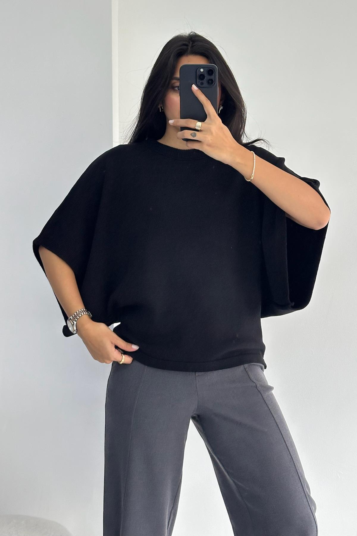 Bisiklet Yaka Yarasa Kol Siyah Triko Kazak