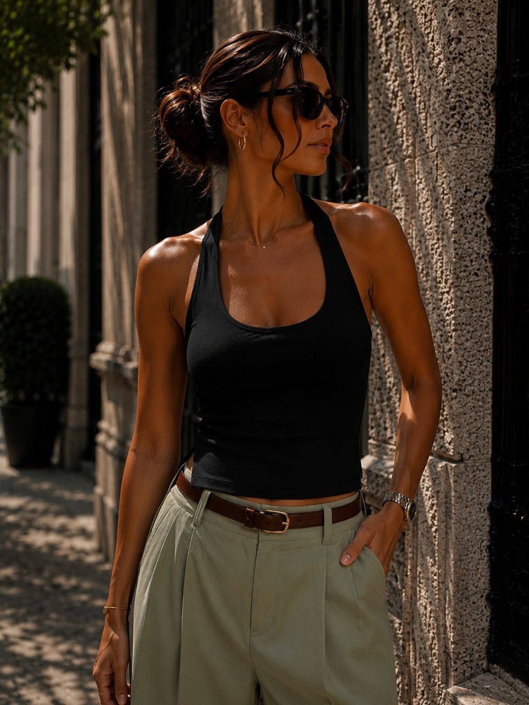Yırtmaç Detay Siyah Halter Top