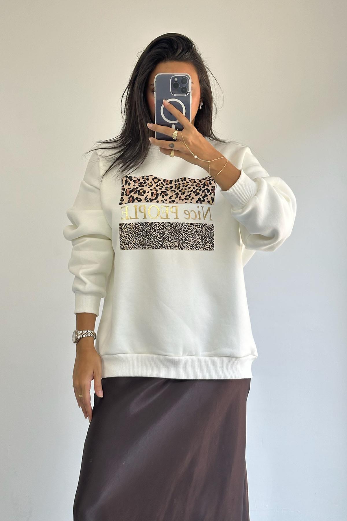 Leopar Desenli Ekru Sweatshirt