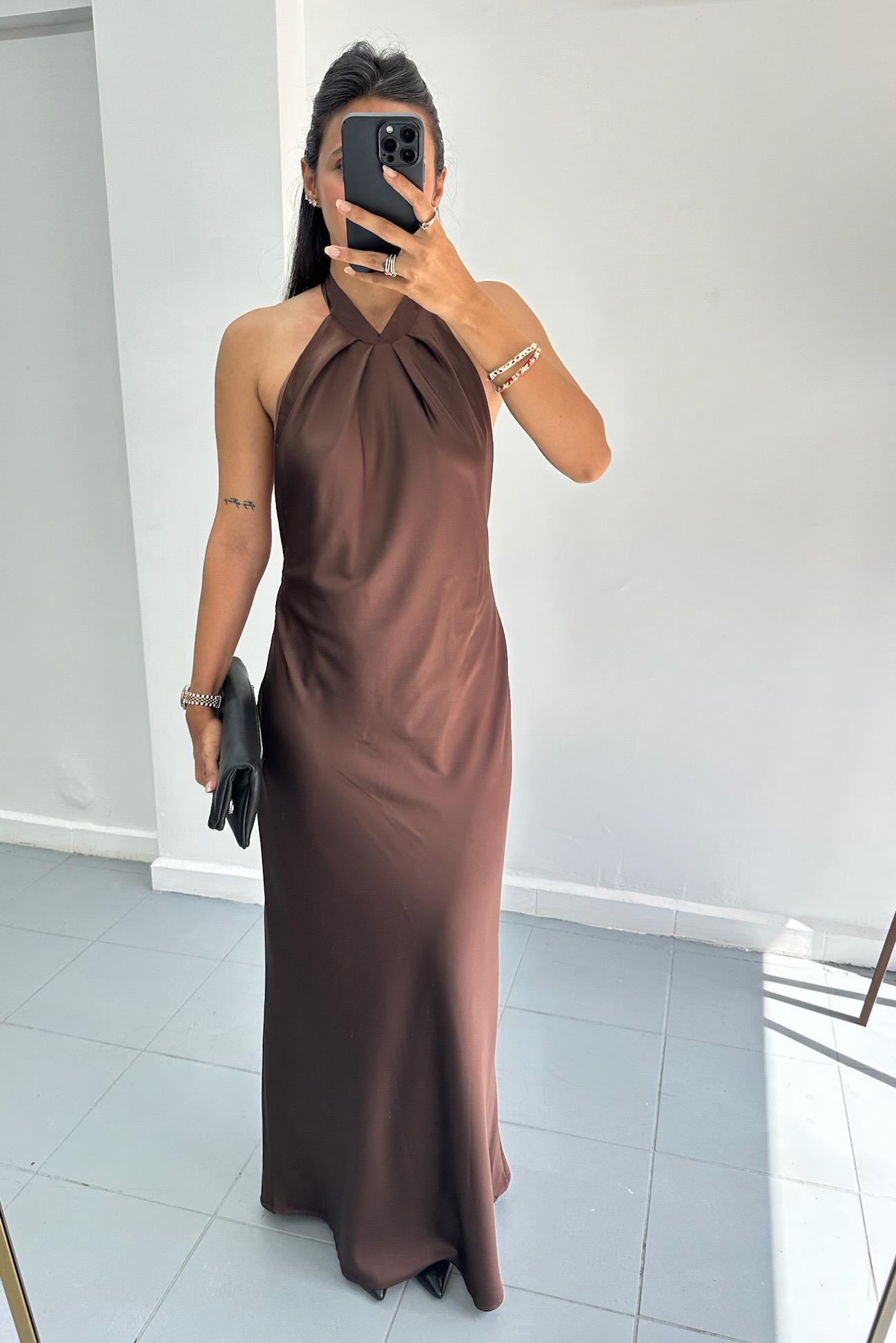 Sırt Detay Saten Maxi Kahverengi Elbise
