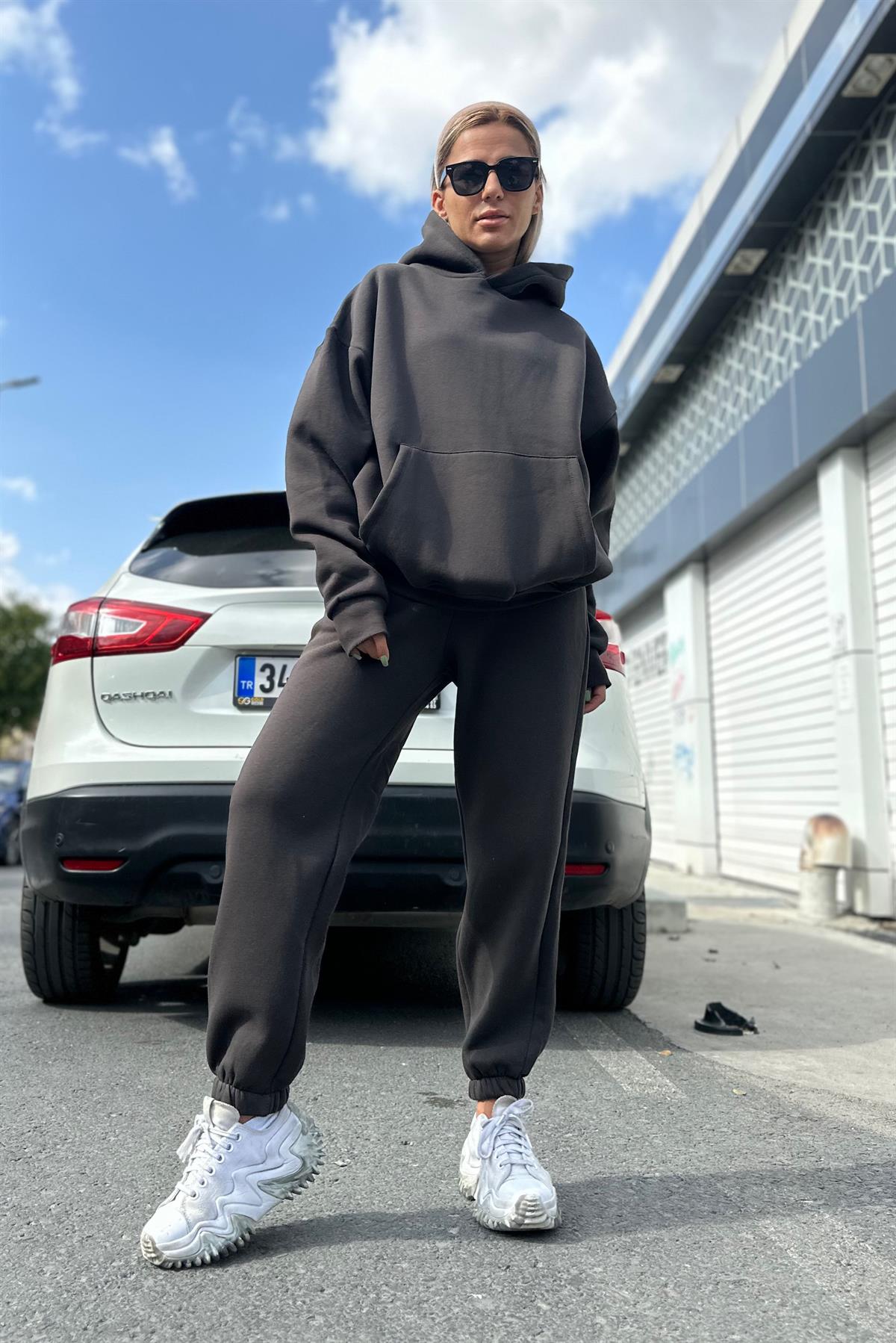 Acı Kahve Şardonlu Oversize Eşofman TakımTAKIMLAR