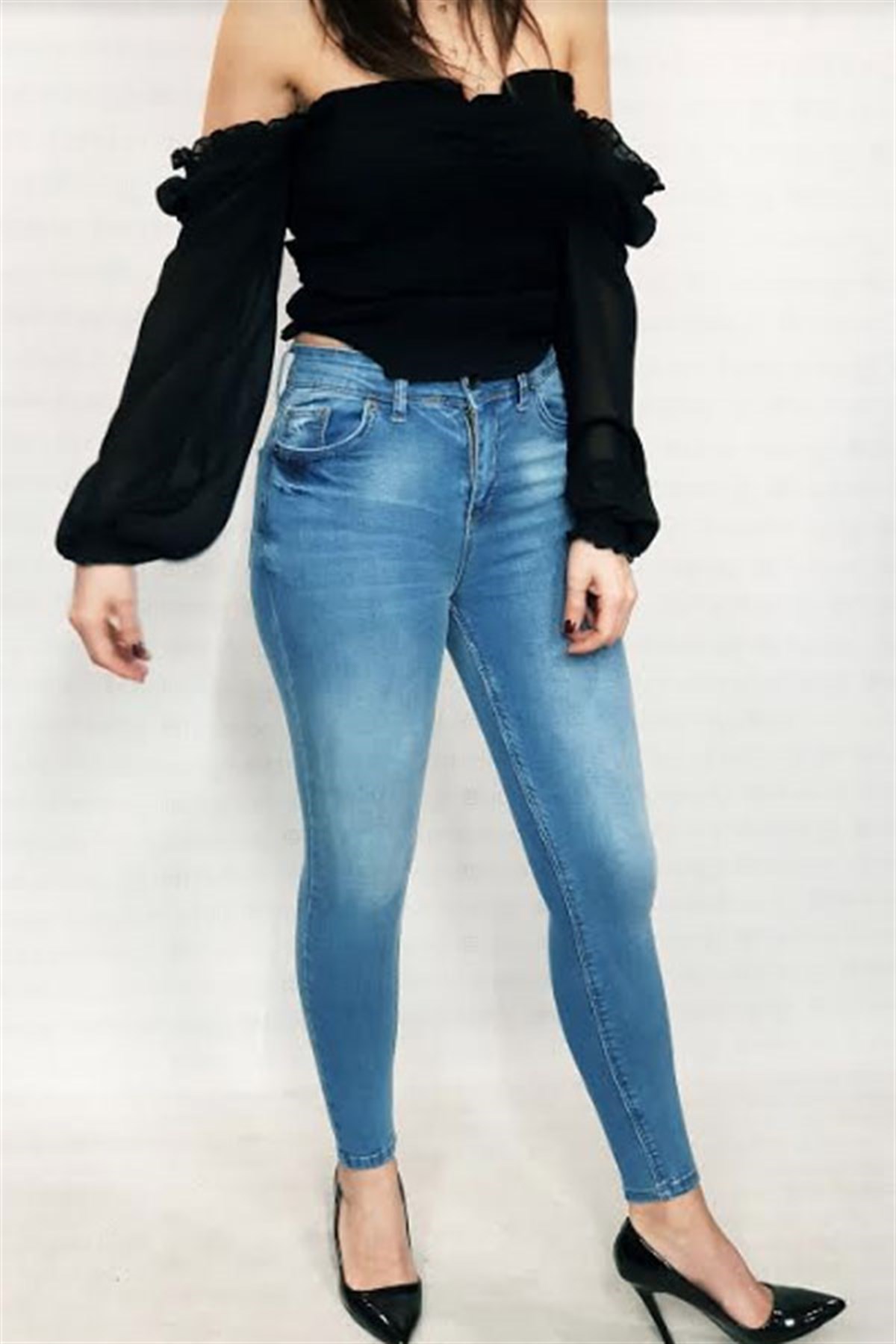 Açık Mavi Taşlanmış Skinny Jean