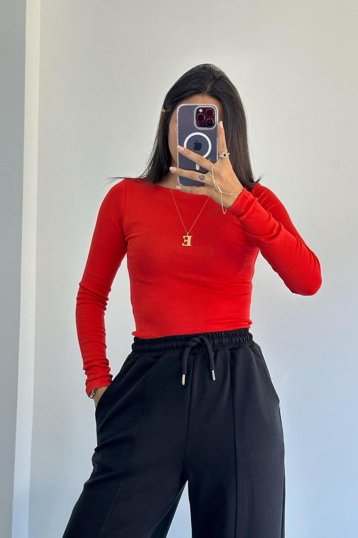 Kayık Yaka Uzun Kollu Kırmızı Top