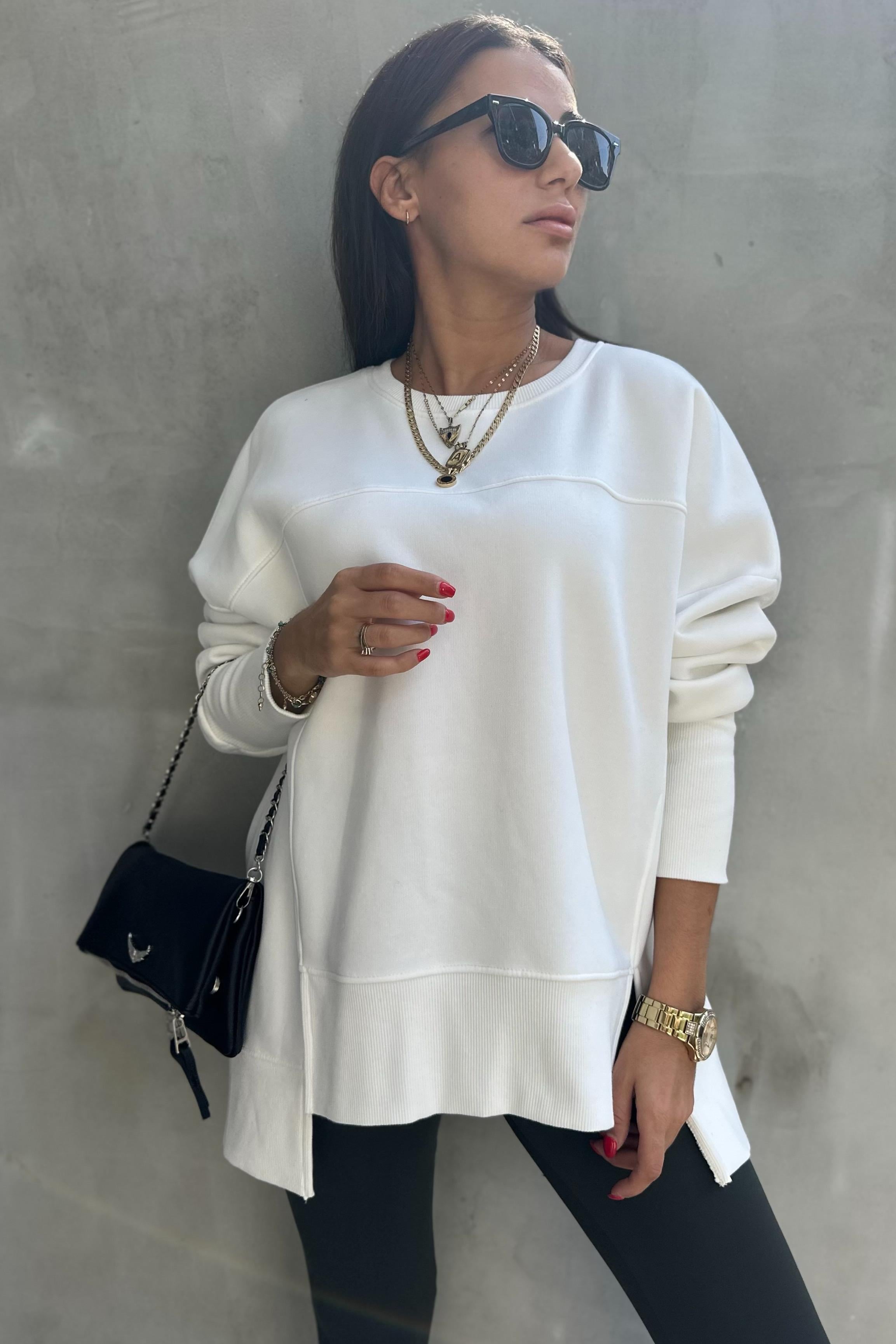 Asimetrik Beyaz Basic SweatshirtSWEATSHİRT