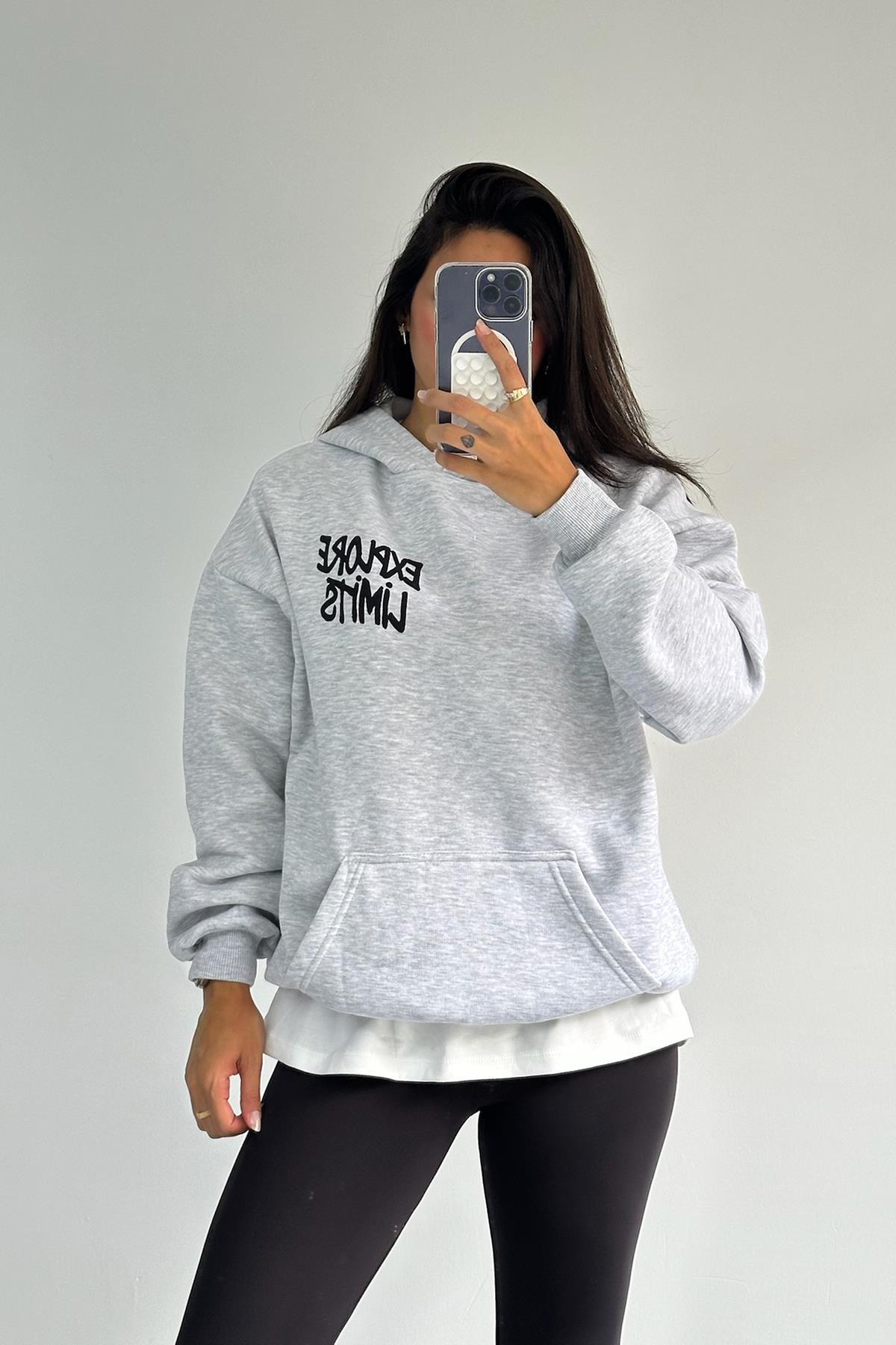 Gri Yazı Baskılı Oversize Sweatshirt