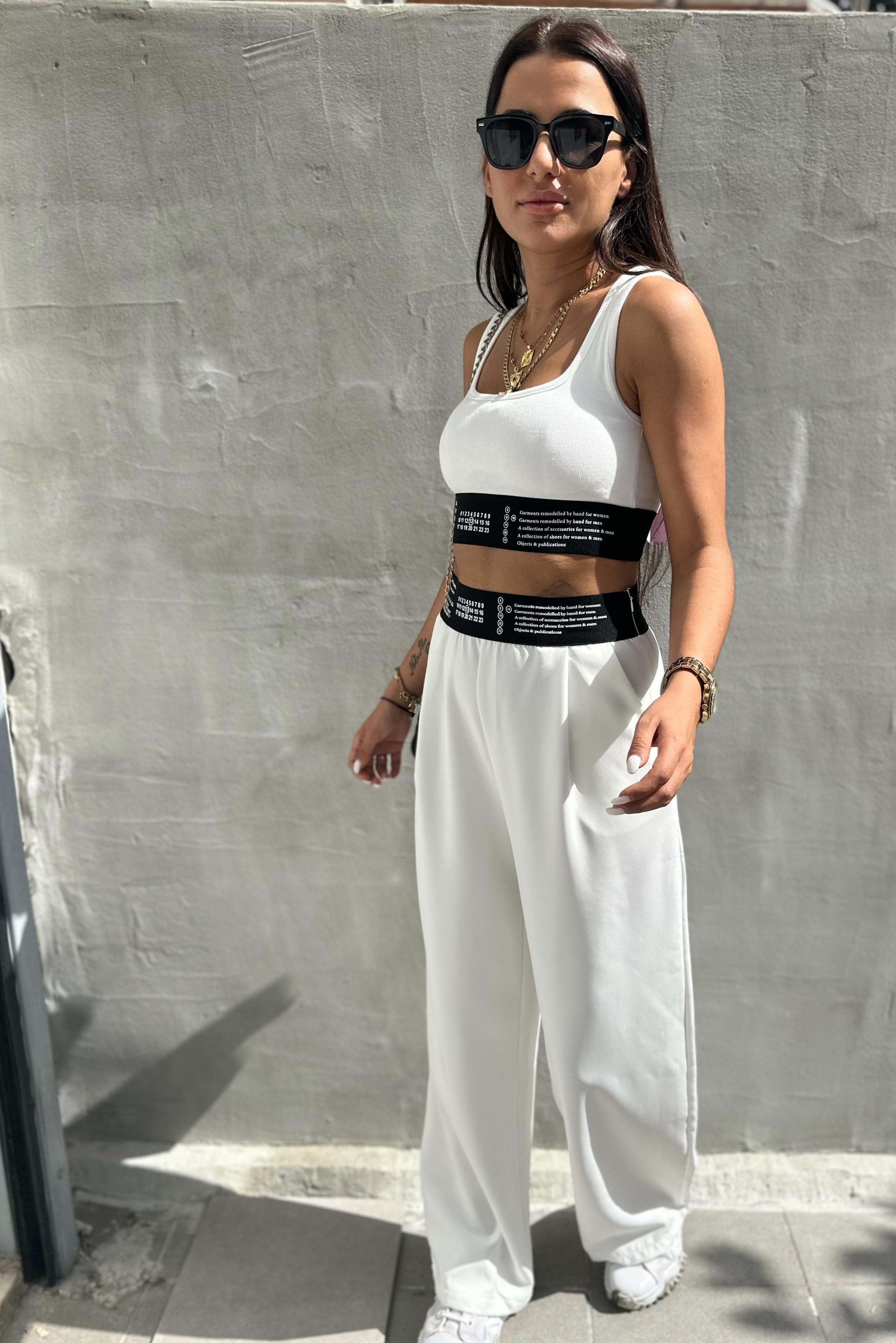 Beli Yazılı Beyaz PantolonPANTOLON