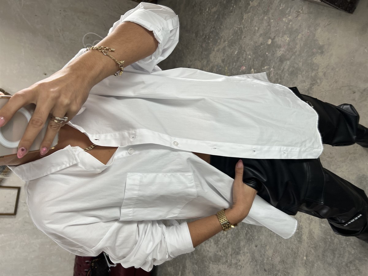 Beyaz Oversize Poplin GömlekGÖMLEK