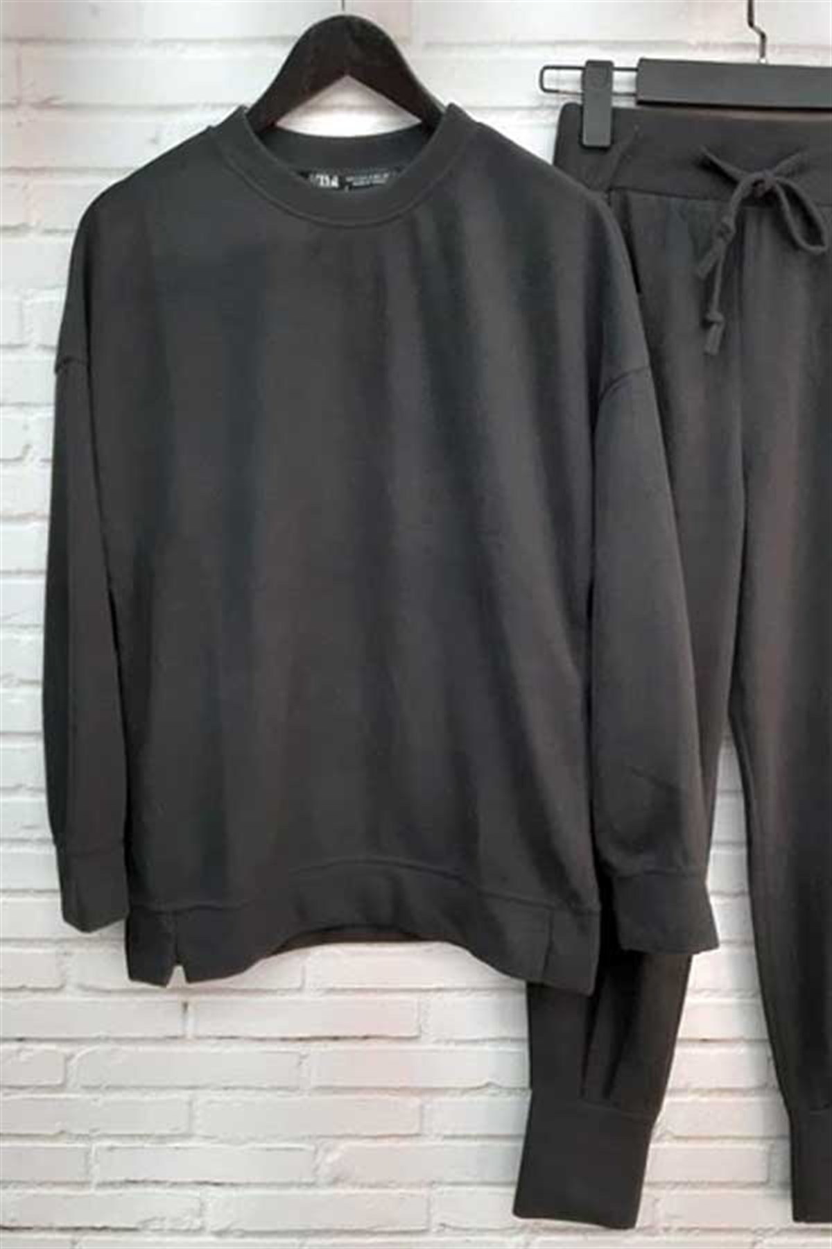 Bisiklet Yaka Basic Sweatshirt
