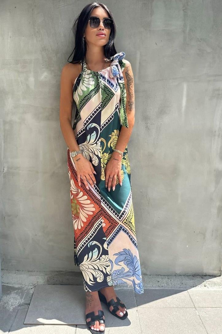 Boyundan Bağlamalı Renkli Desenli ElbiseELBİSE