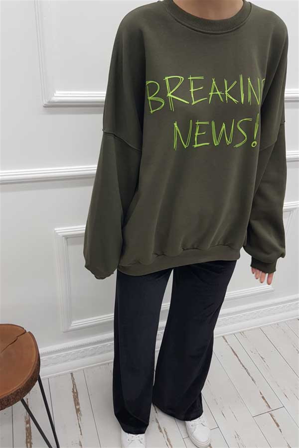 Breaking News Salaş Sweatshirt
