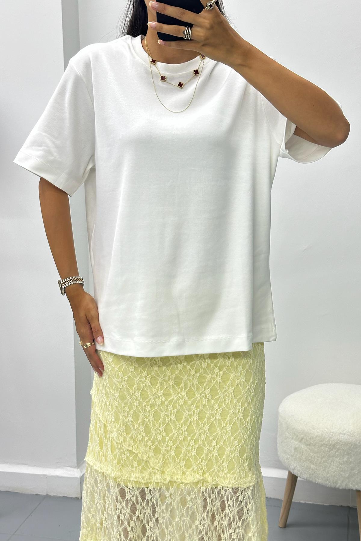 Yumuşak Dokulu Ekru Cos Tshirt