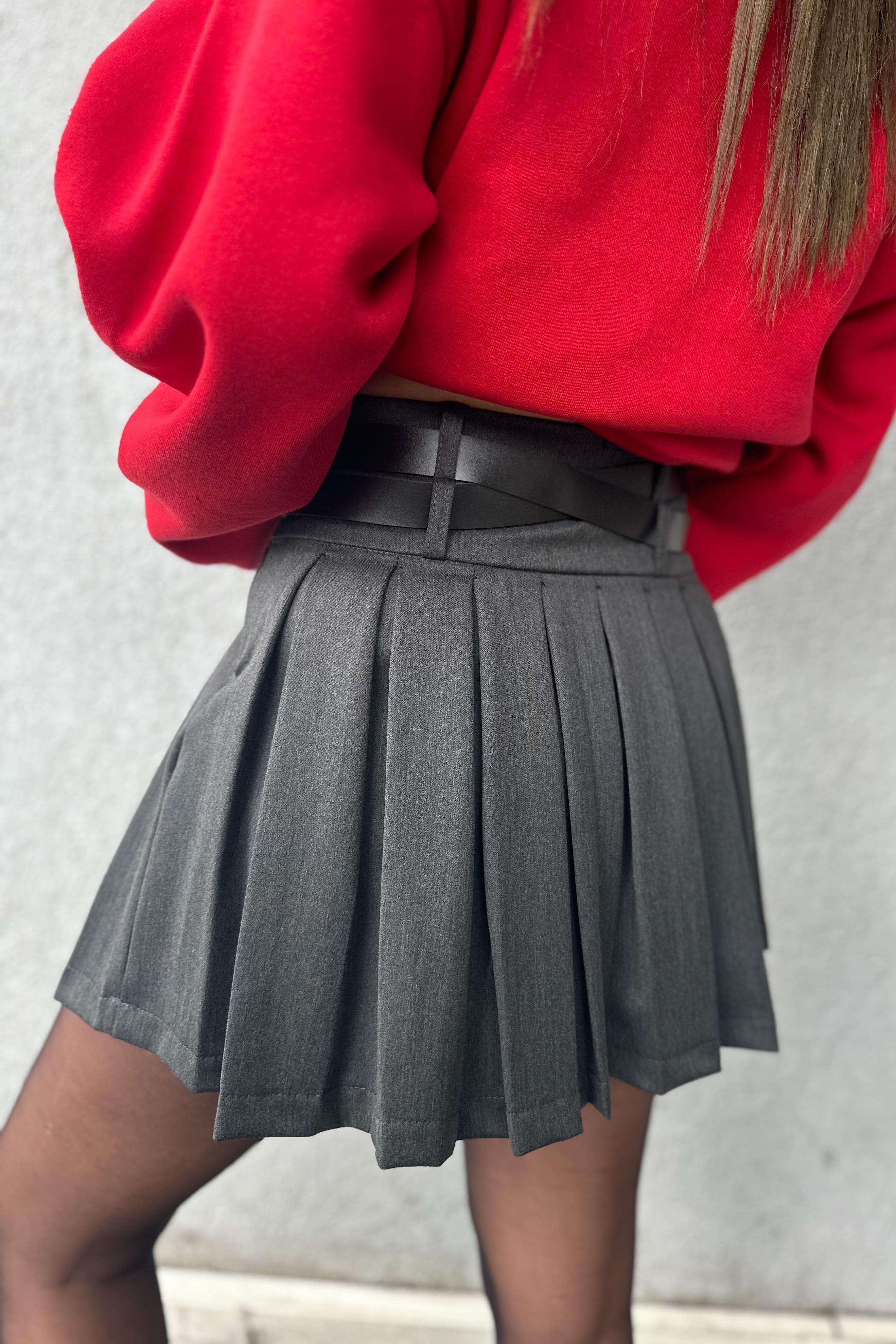 Çapraz Kemerli Pileli EtekYENİ GELENLER