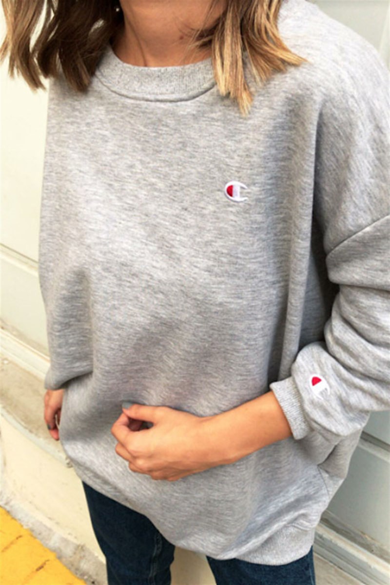 Champion Küçük Logo Nakışlı Sweatshirt