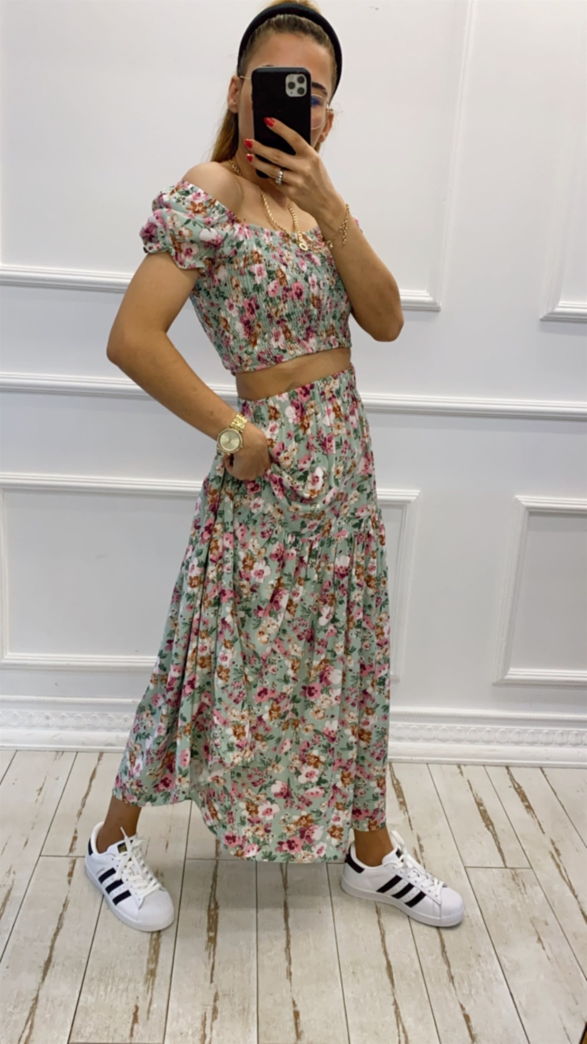 Çiçek Desen Mint Yeşili Gipeli Bluz Midi Etek Takım