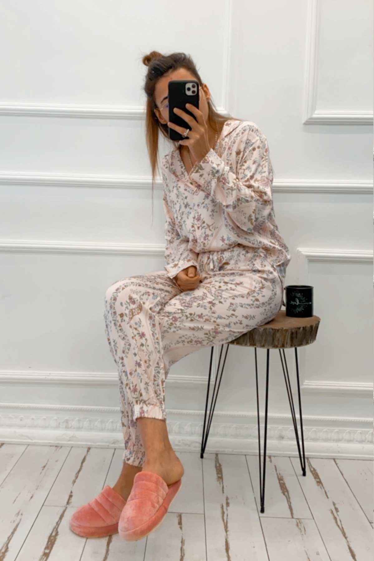 Çiçekli Paça Lastik Detay Pijama