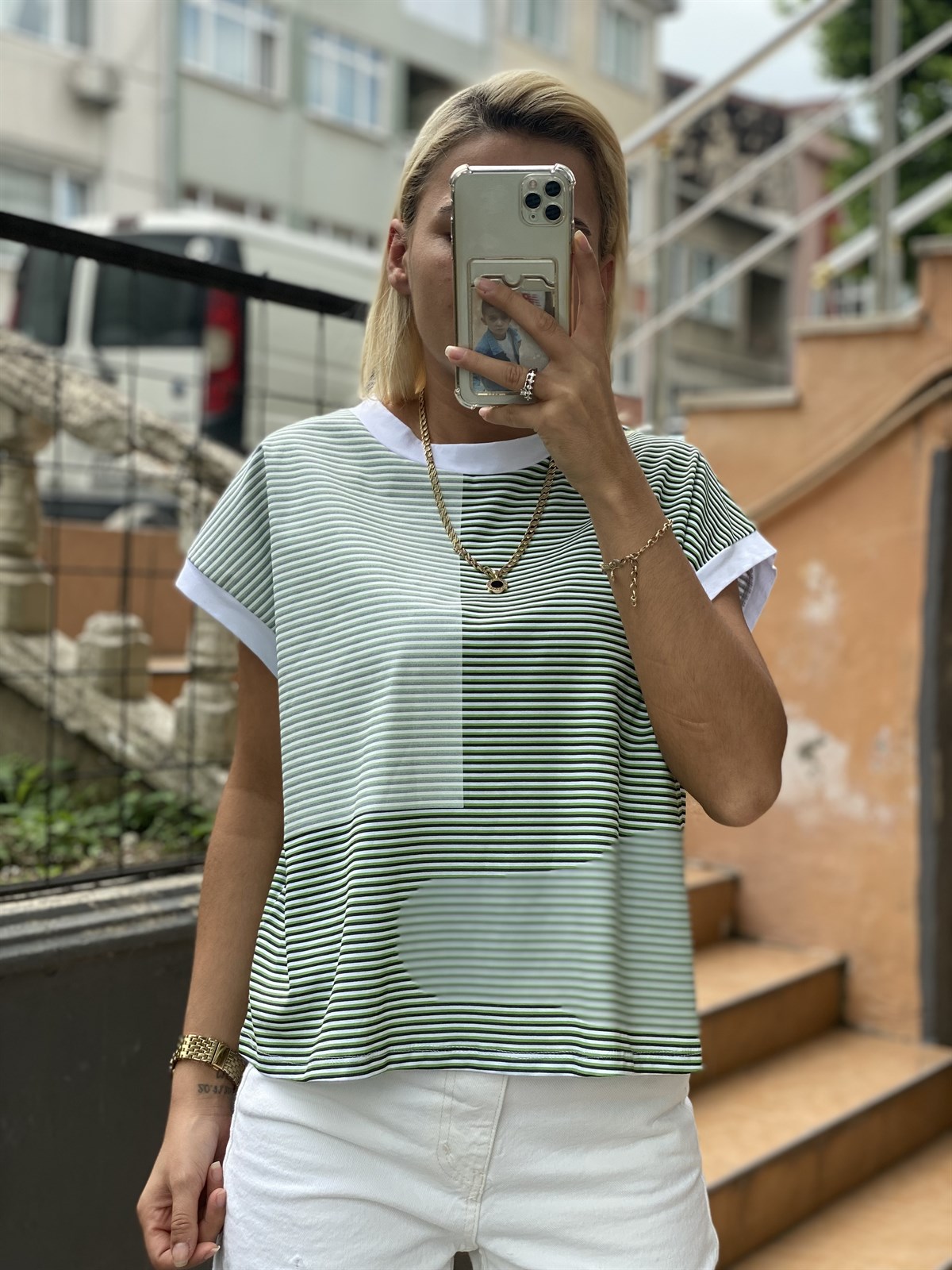 Çizgili Kolsuz TshirtTSHİRT