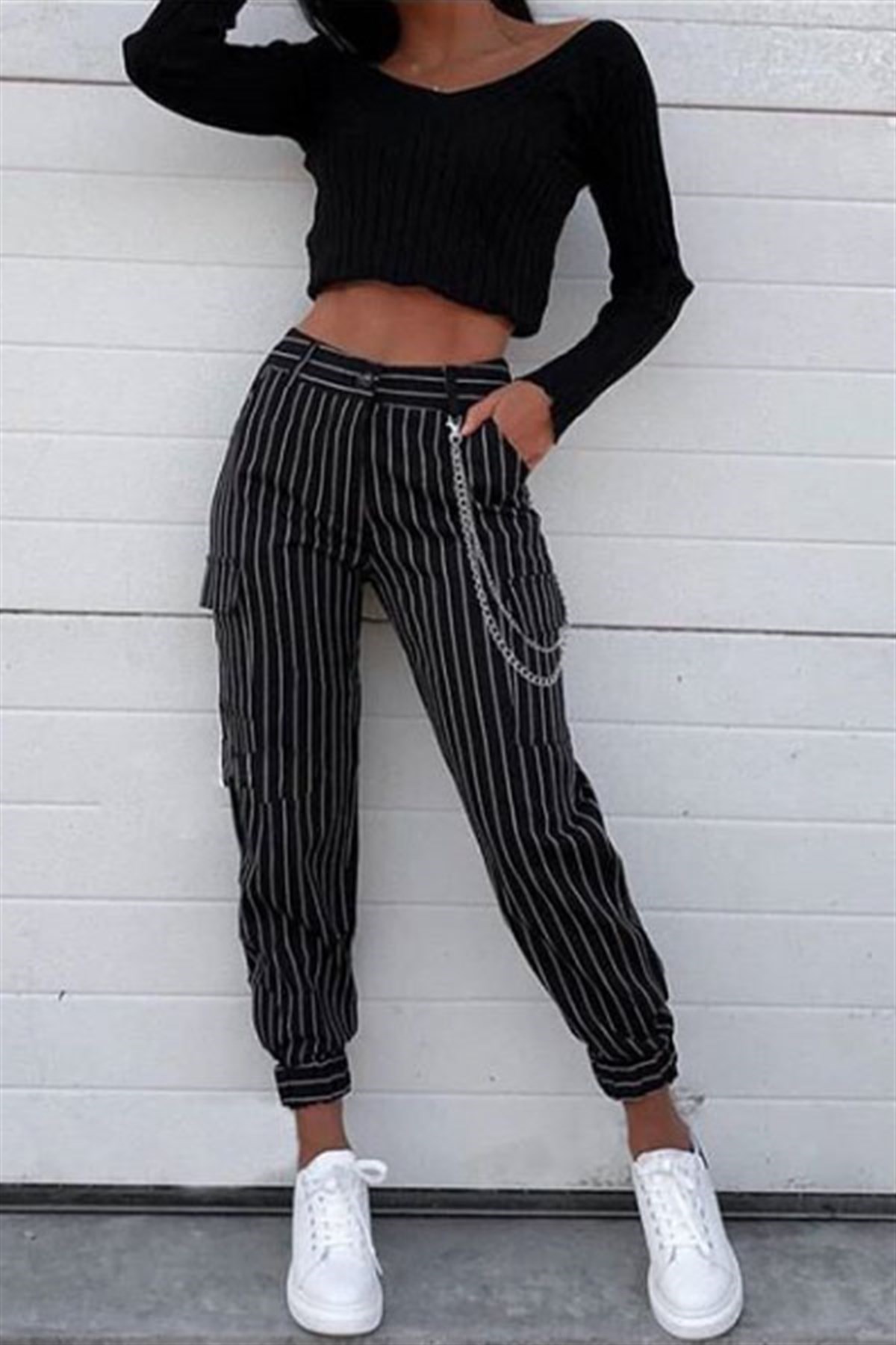 Çizgili Zincir Detay Pantalon