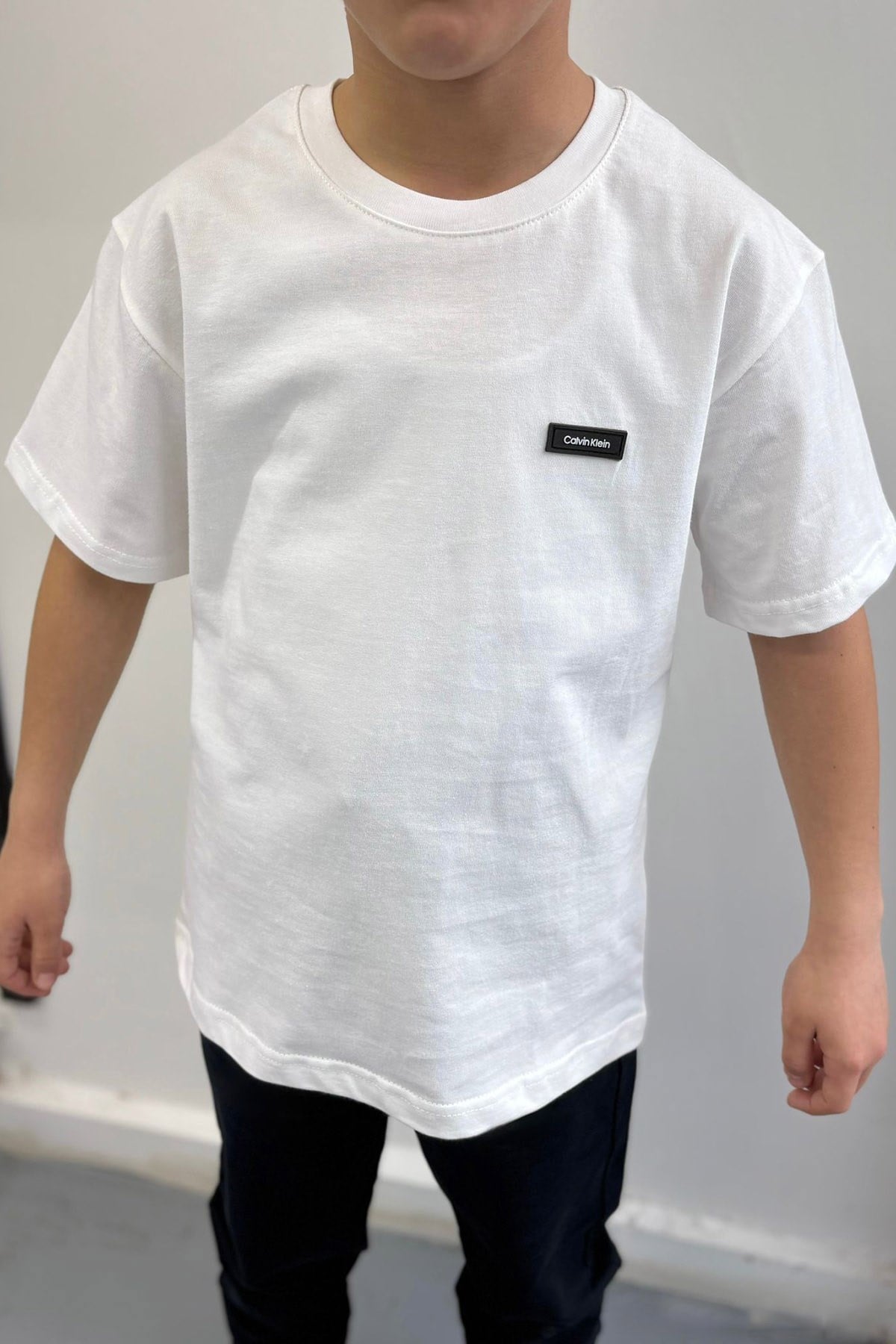 Silikon Logolu Beyaz Tshirt