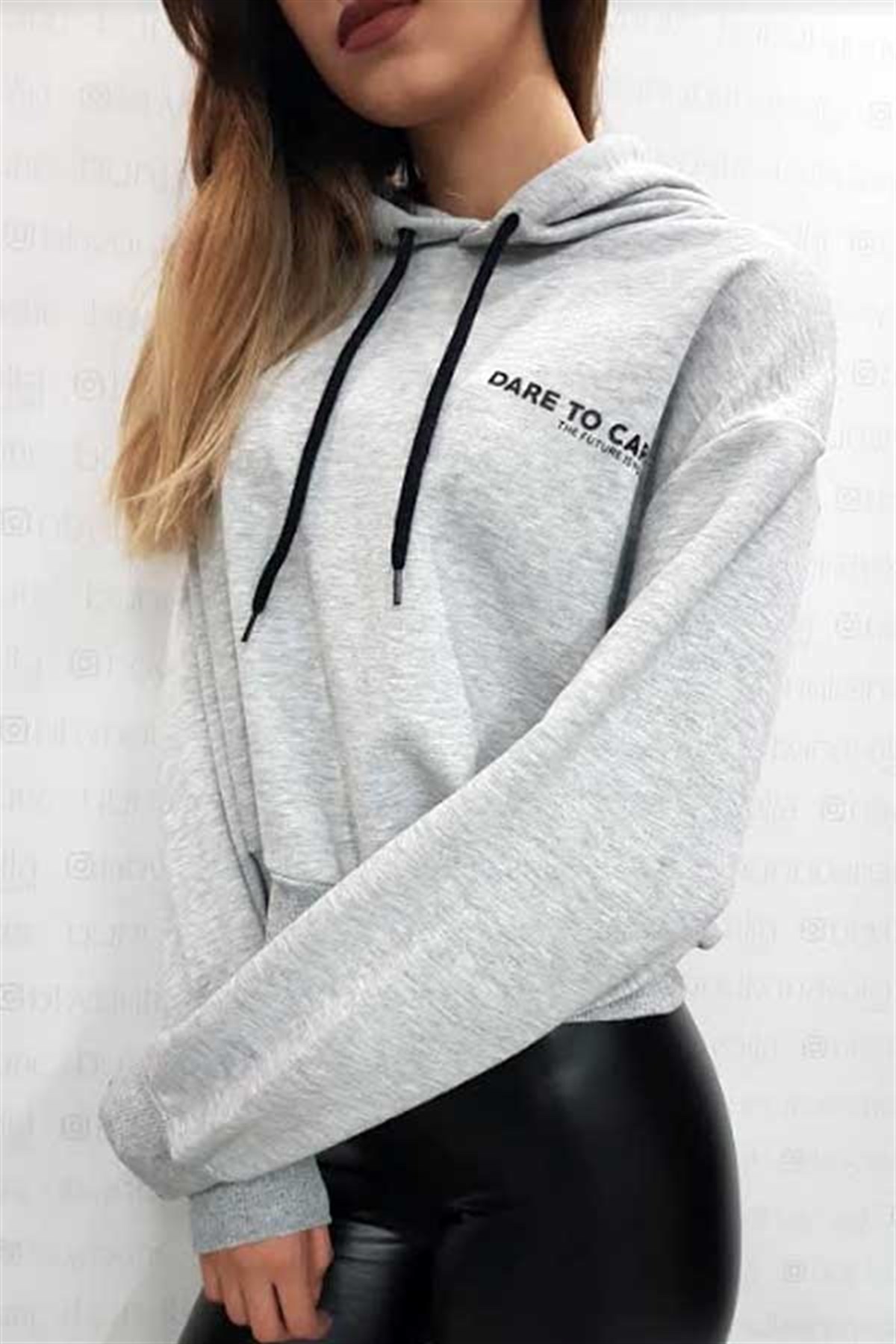 Dare to Care Kapşonlu Gri Sweatshirt