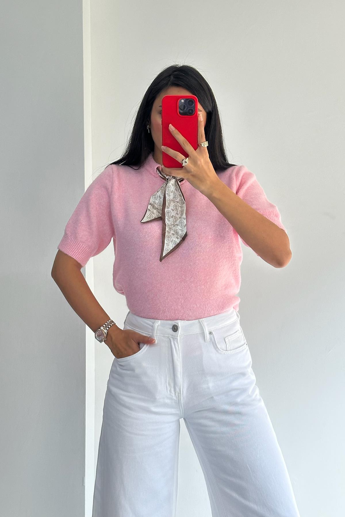 Fularlı Pembe Kısa Kol Kazak