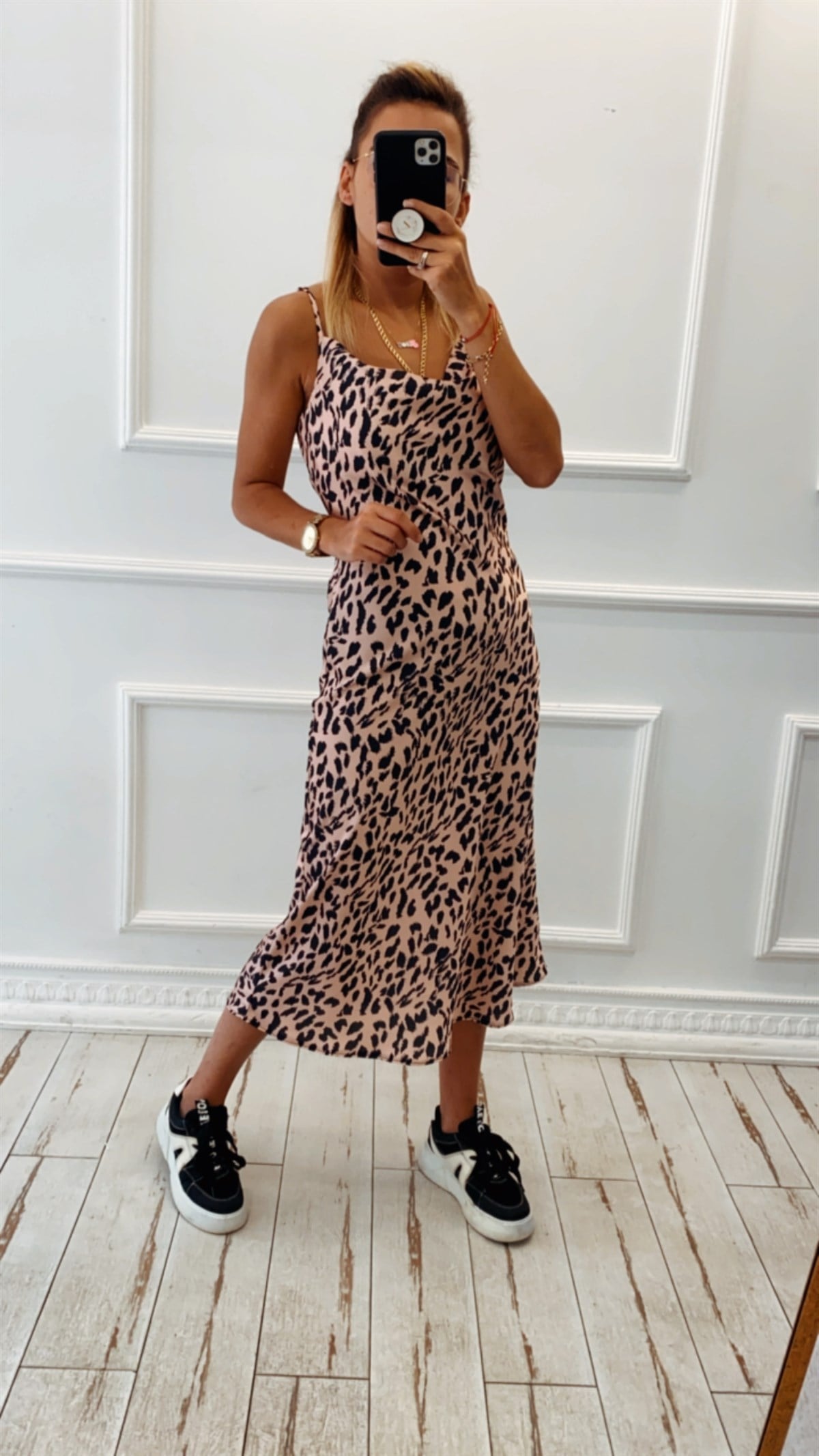 Degaje Yaka Pudra Leopar Desen Midi Boy Saten Elbise