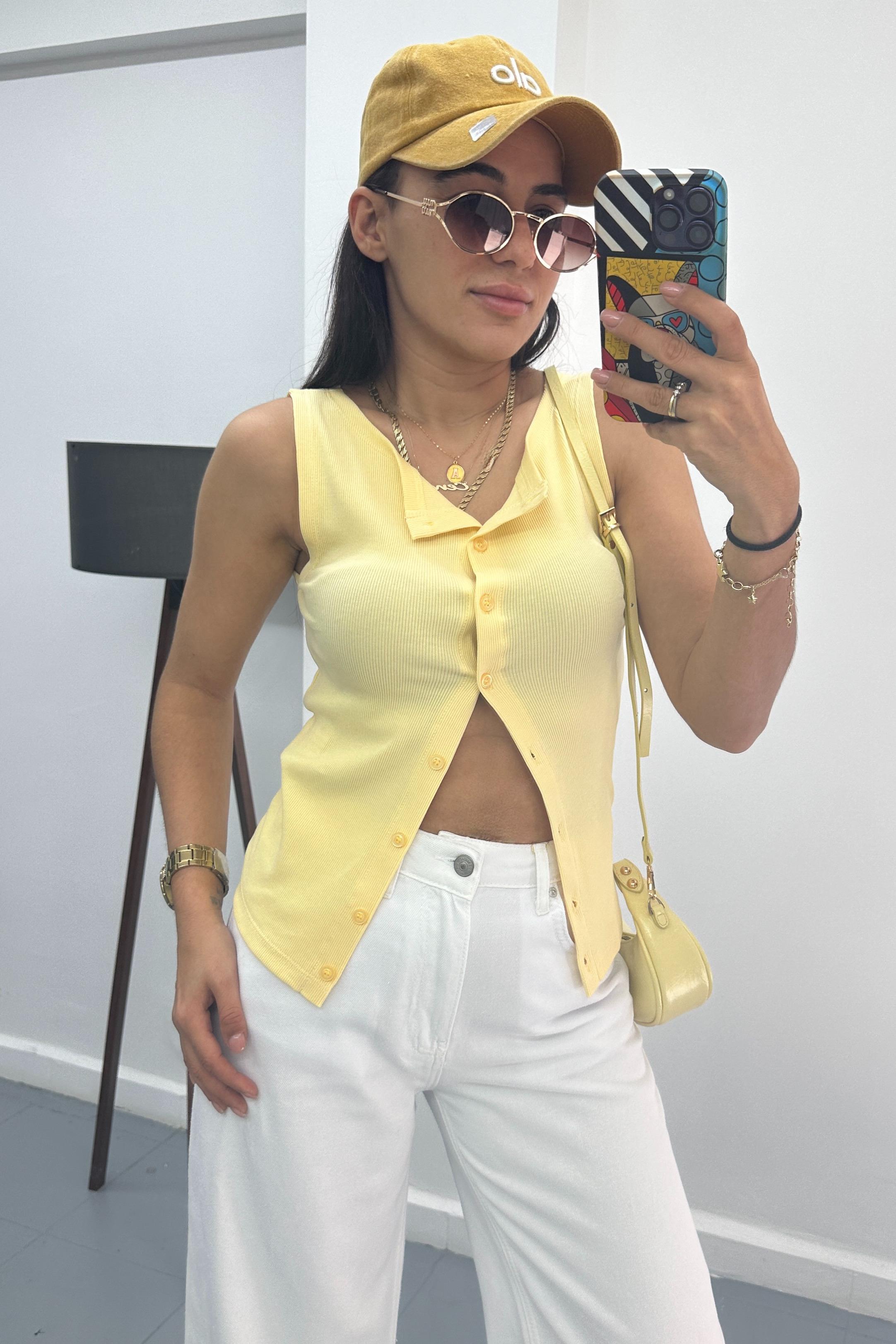 Düğmeli Örme Sarı Yelek YELEK