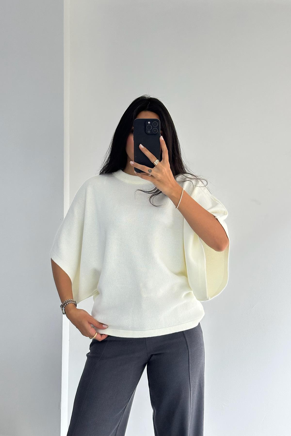 Bisiklet Yaka Yarasa Kol Ekru Triko Kazak