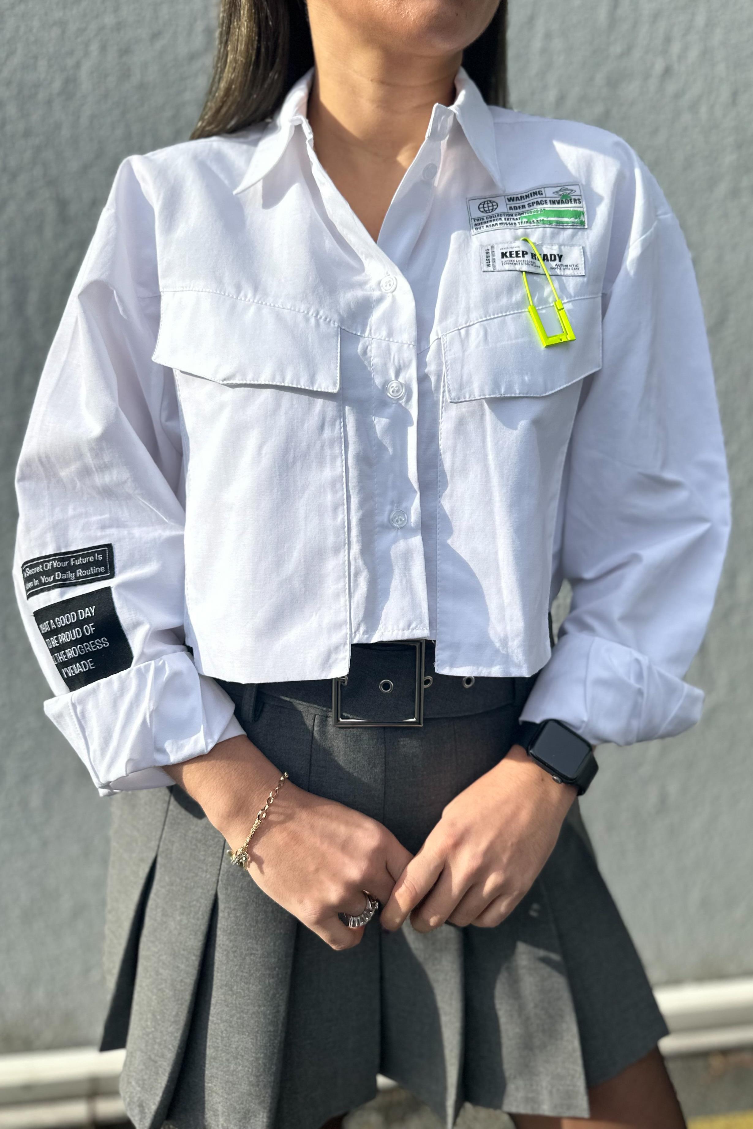 Etiket Detay Crop GömlekYENİ GELENLER