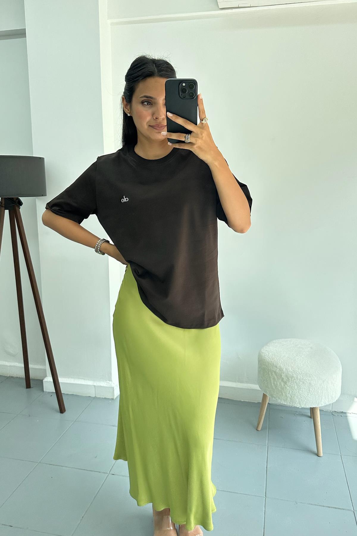 Yağ Yeşili Saten Etek