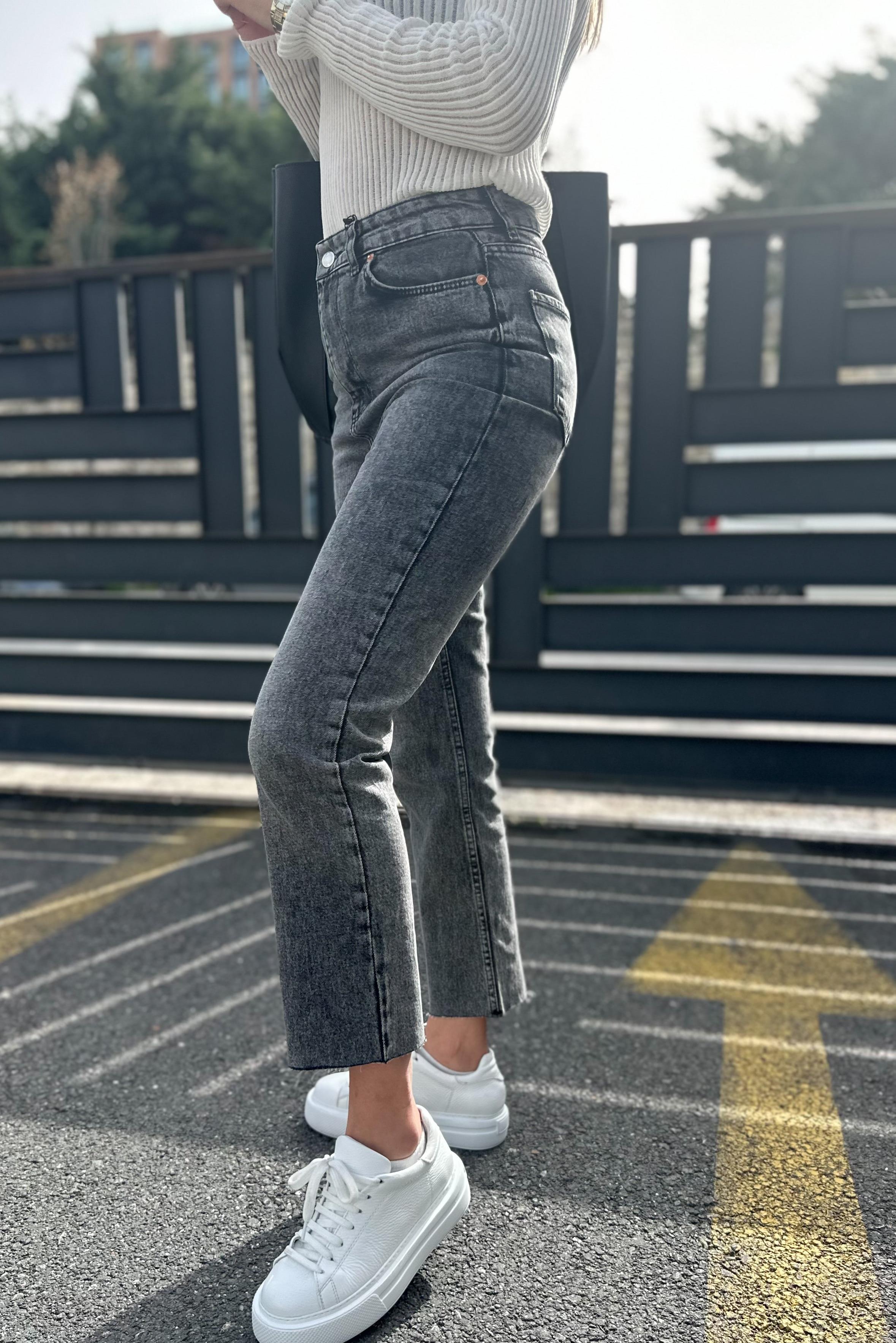 Füme Paçası Kesik Düz Kesim PantolonJEAN