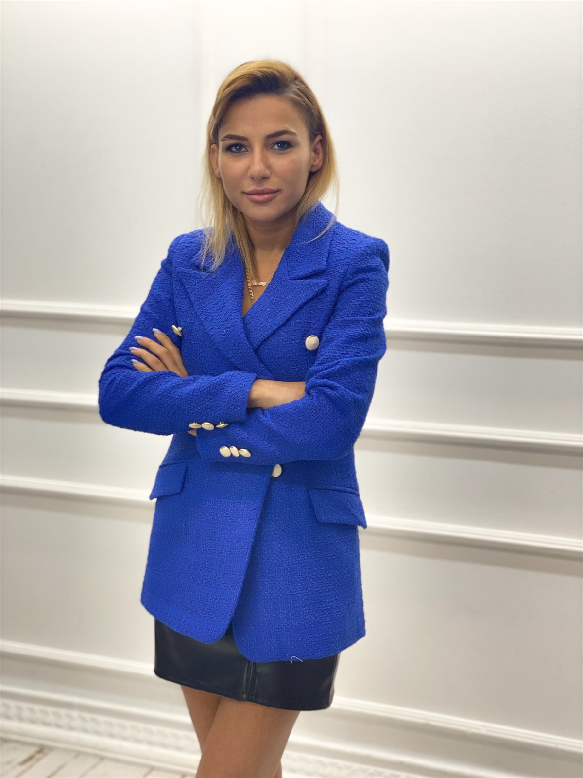 Gümüş Düğmeli Saks Mavisi Buklet CeketMONT/CEKET