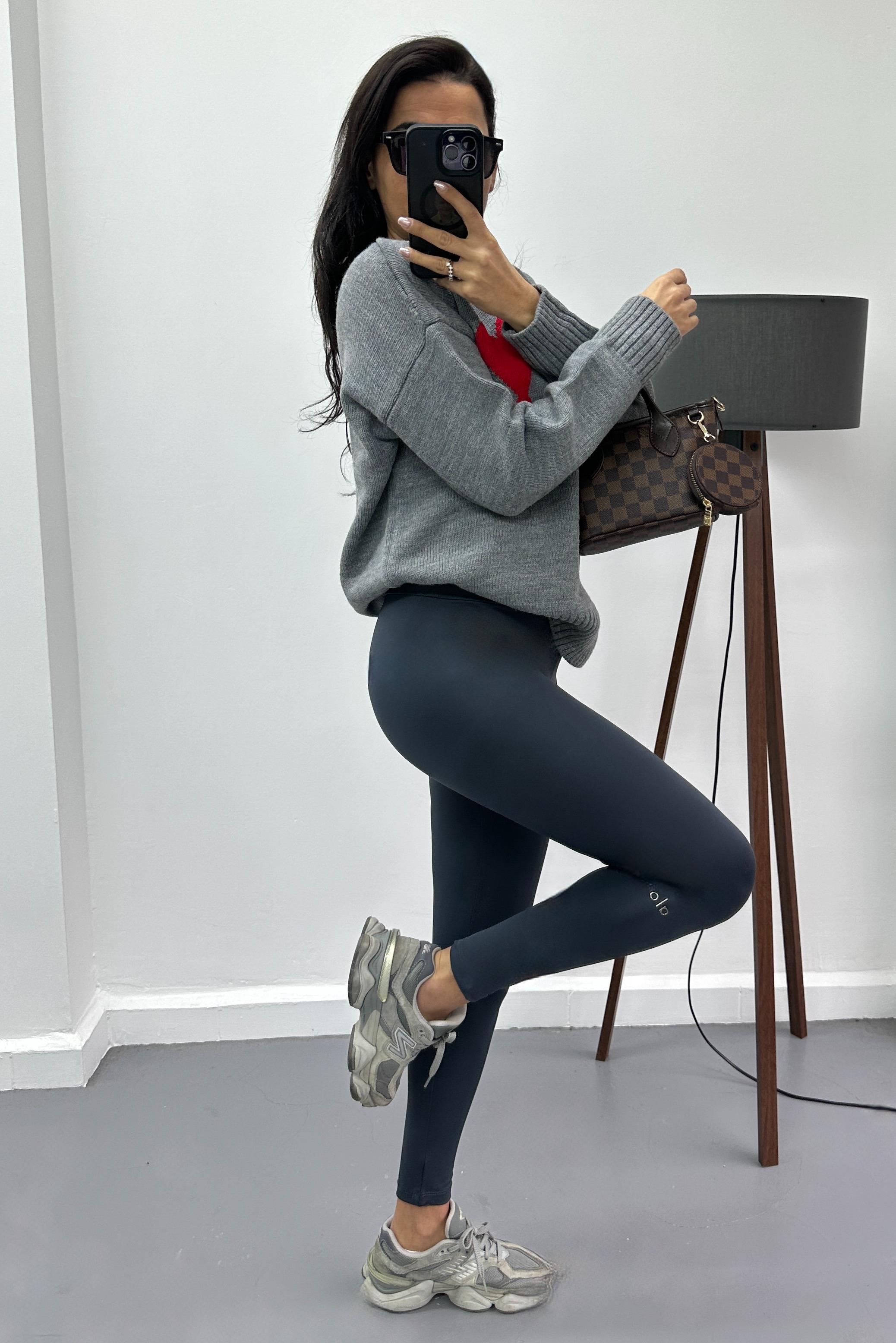 Gümüş Logolu Füme TaytYENİ GELENLER