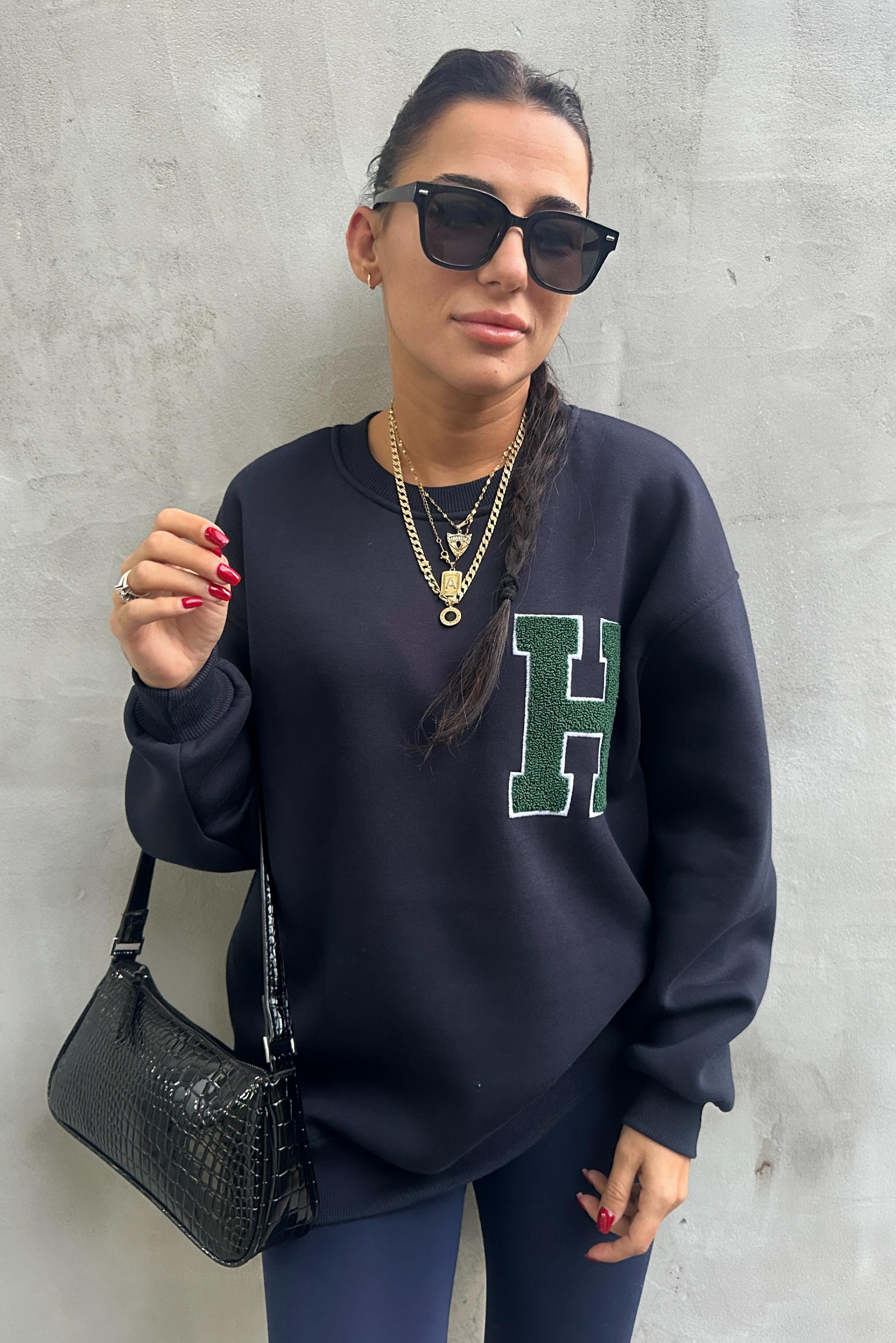 H Harfli Lacivert SweatshirtSWEATSHİRT