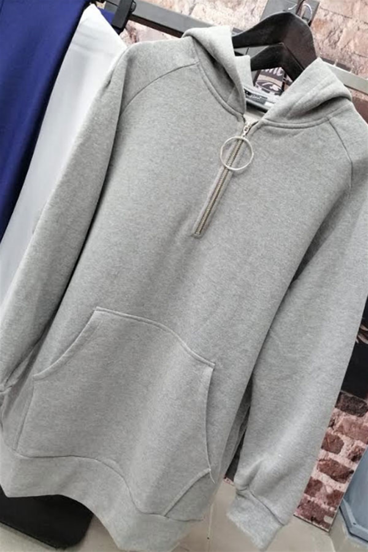 Halka Fermuarlı Kapşonlu Gri Sweatshirt