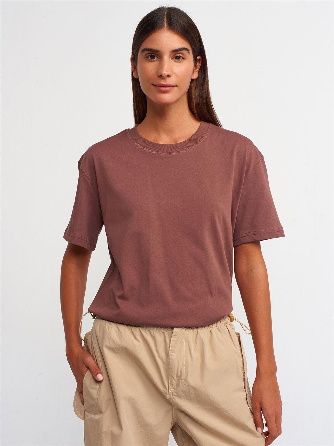Kalın Yaka Basic Kahverengi TshirtÇOK SATANLAR