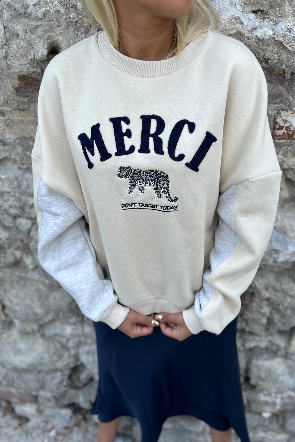 Kaplanlı Bej SweatshirtSWEATSHİRT