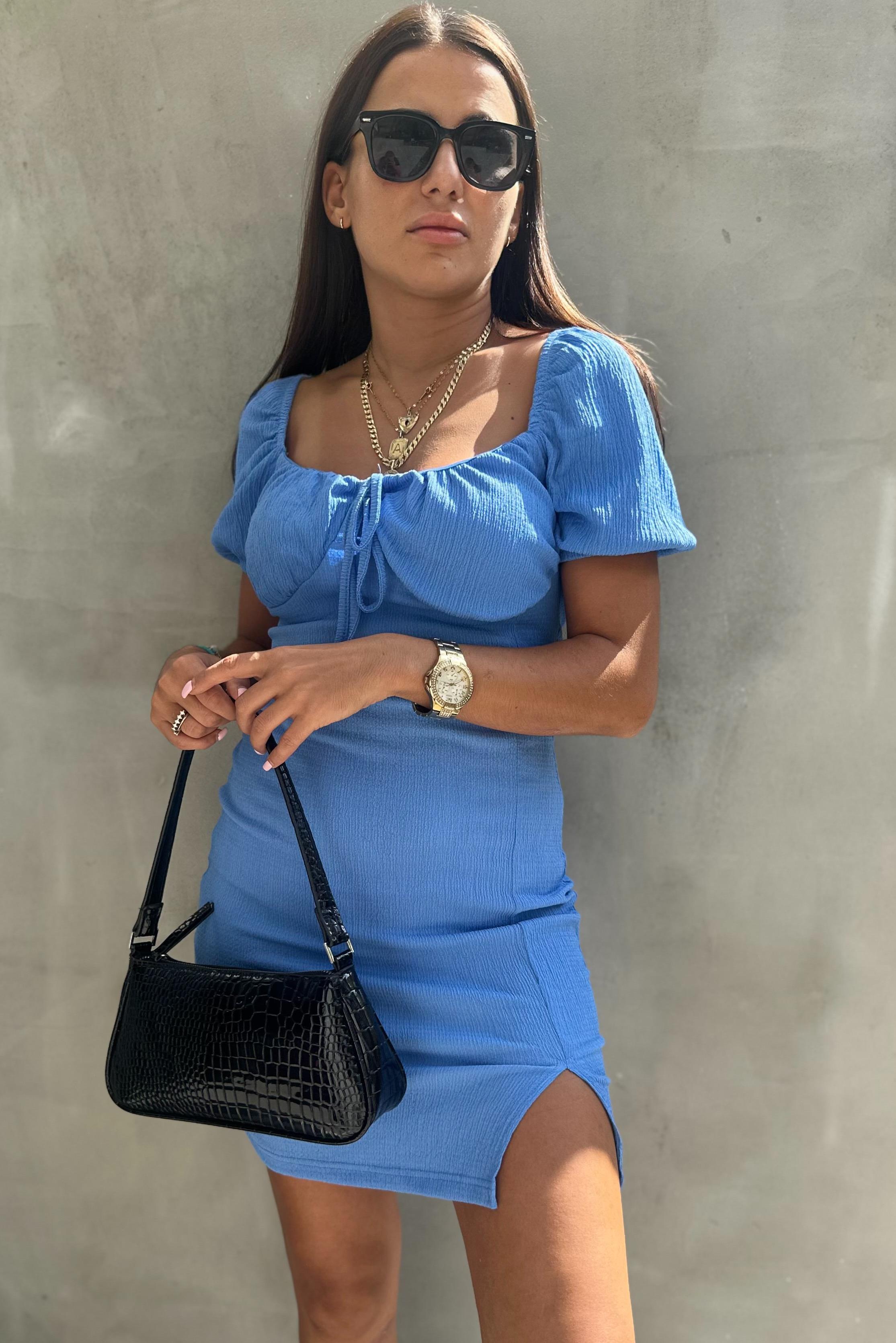 Kare Yaka Bürümcük Mavi Mini ElbiseHer şey 250TL