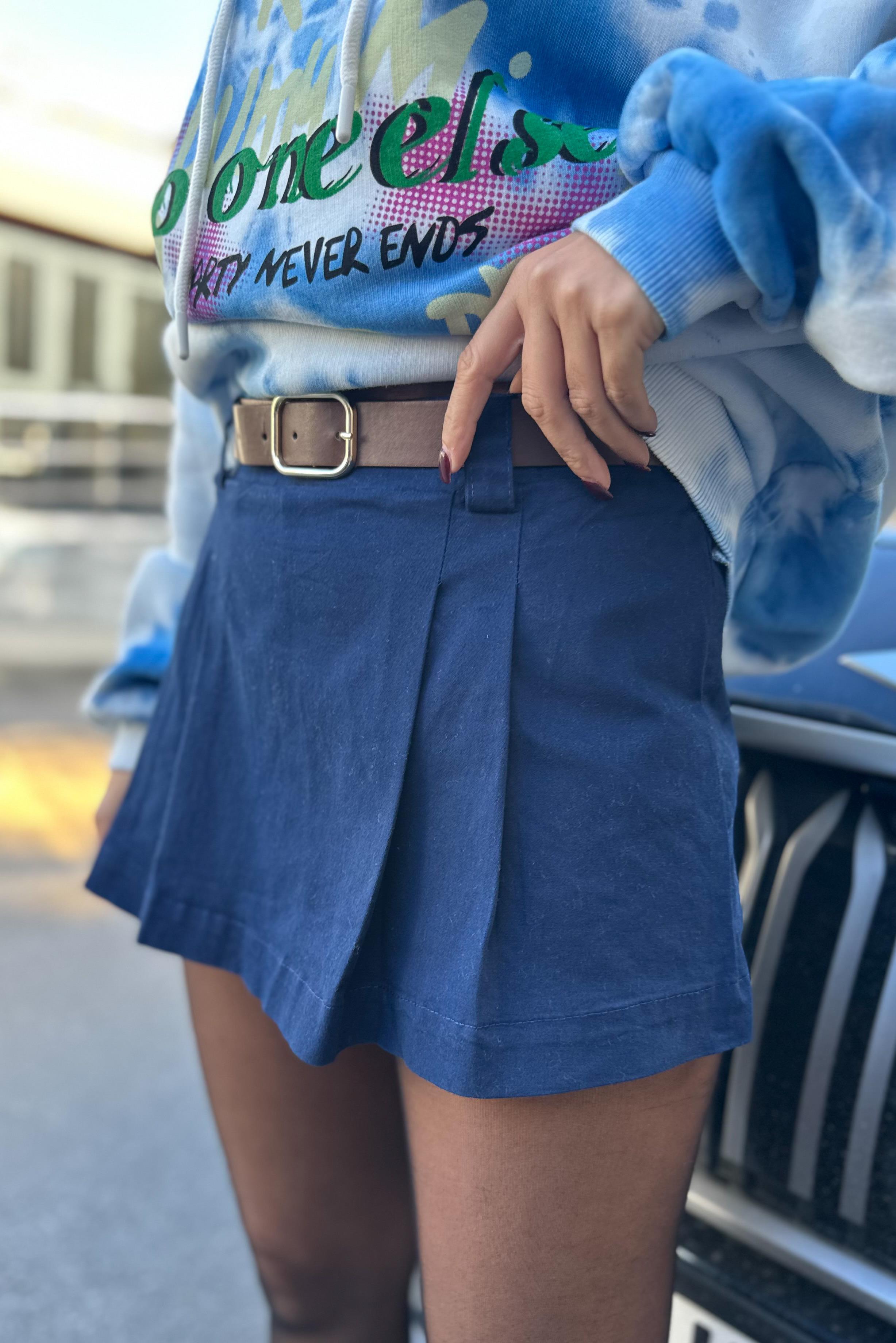 Kemerli Gabardin Laciver Şort EtekETEK