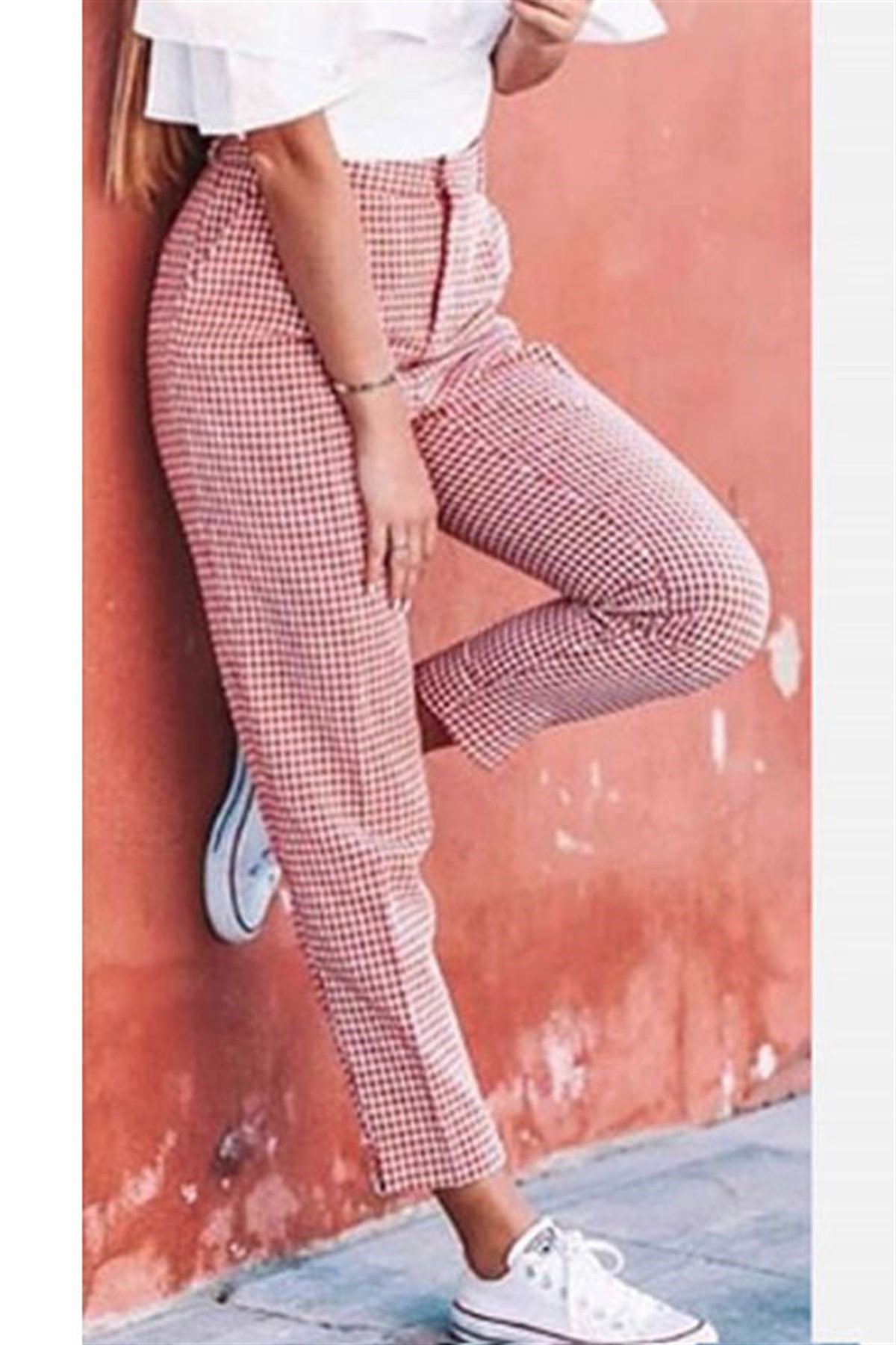 Kırmızı Ekoseli Yüksek Bel Havuç Pantalon