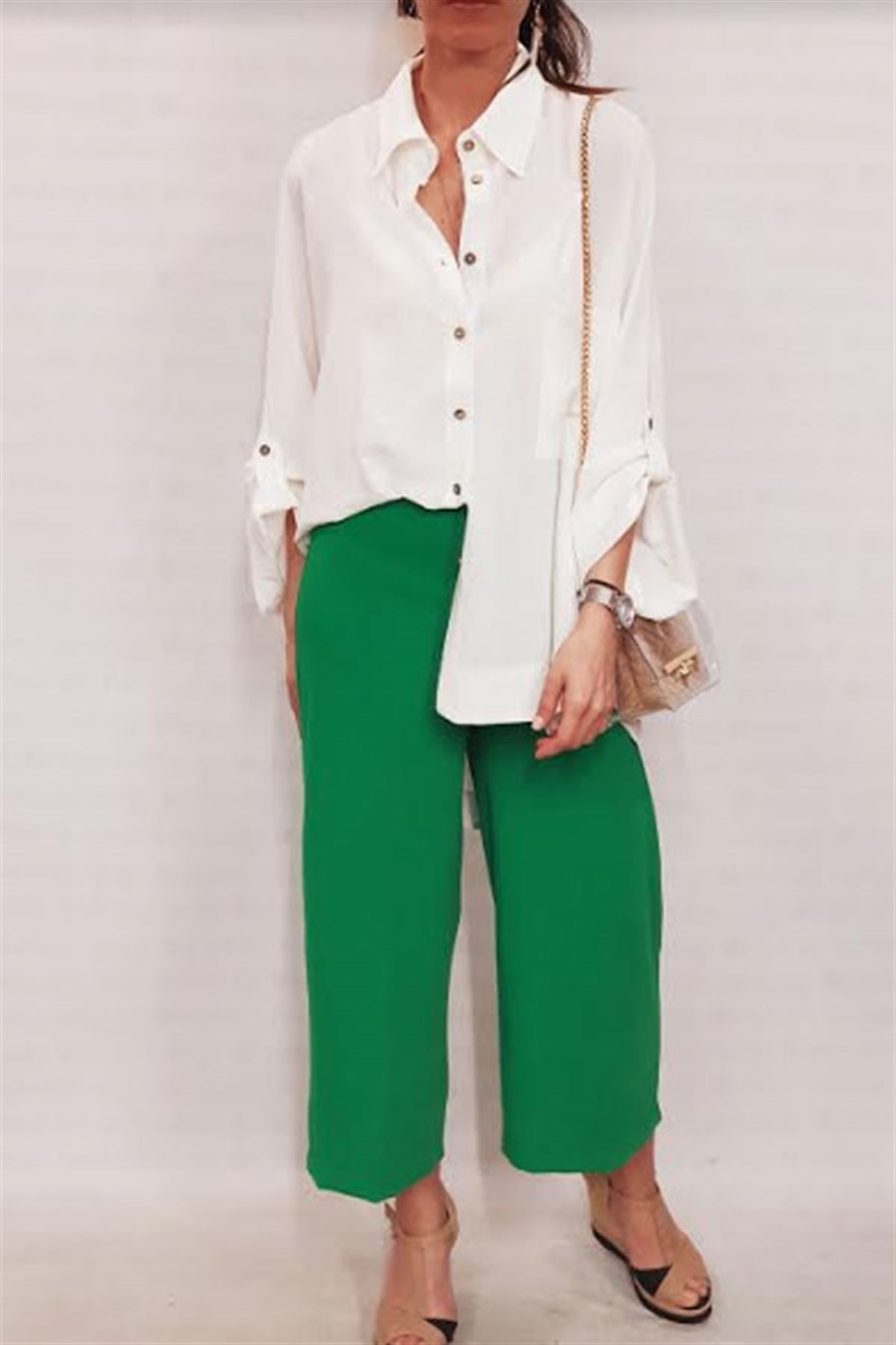 Kısa Boru Paça Salaş Pantalon