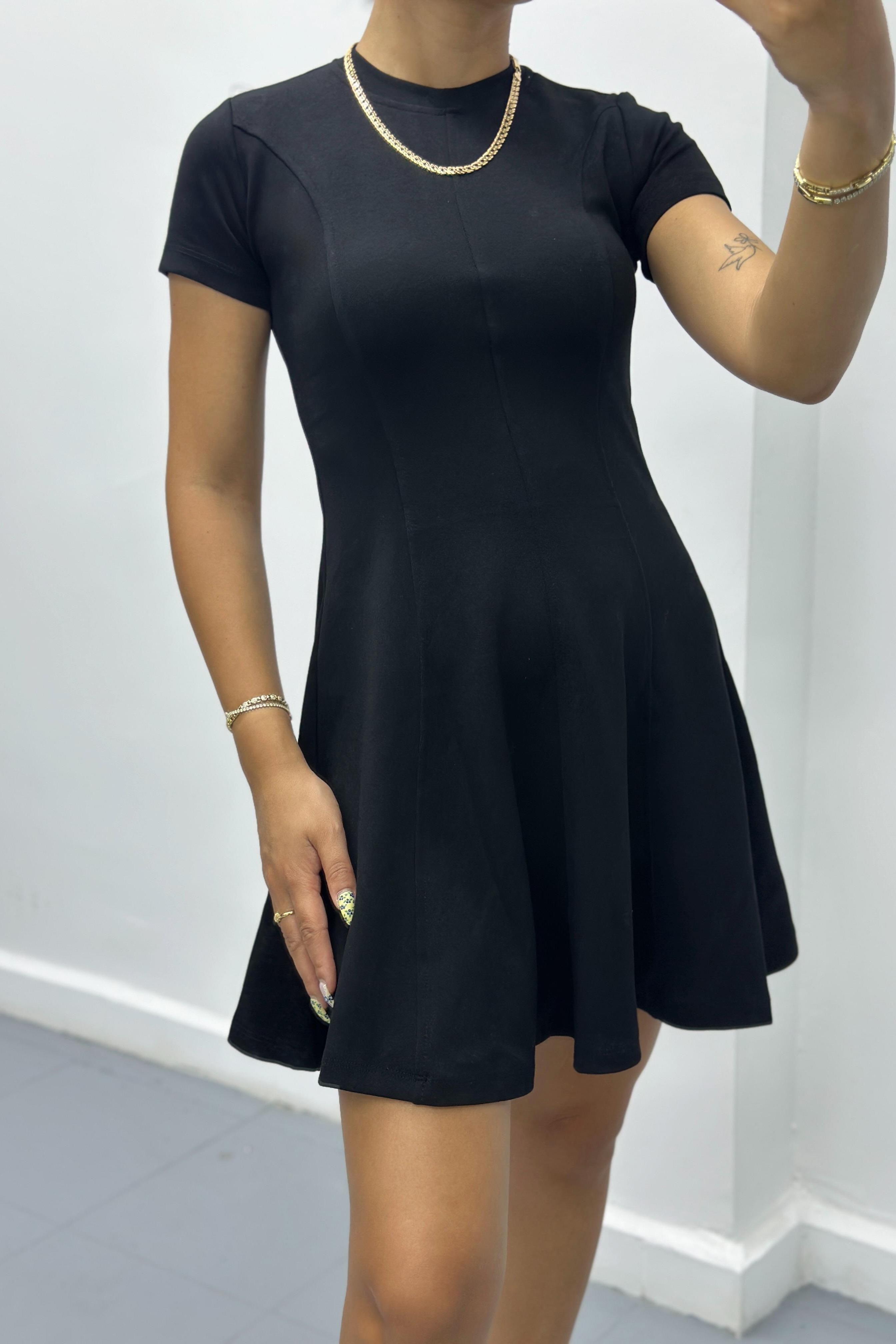 Kloş Siyah ElbiseELBİSE