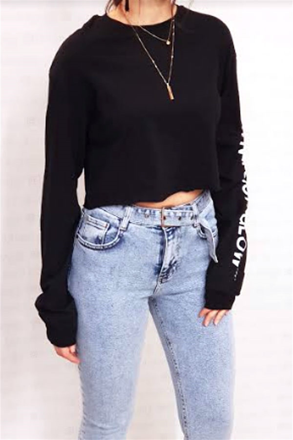 Kolu Yazılı Mini Siyah Sweatshirt