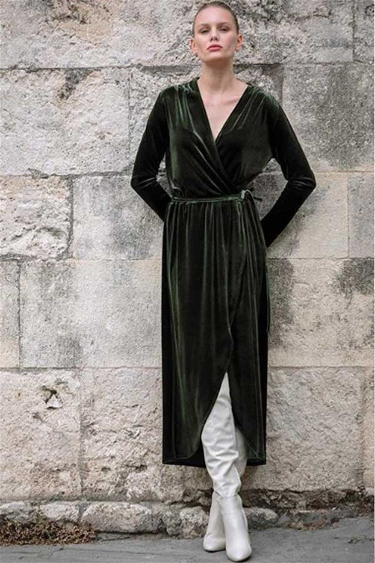 Kruvaze Kadife Midi Elbise