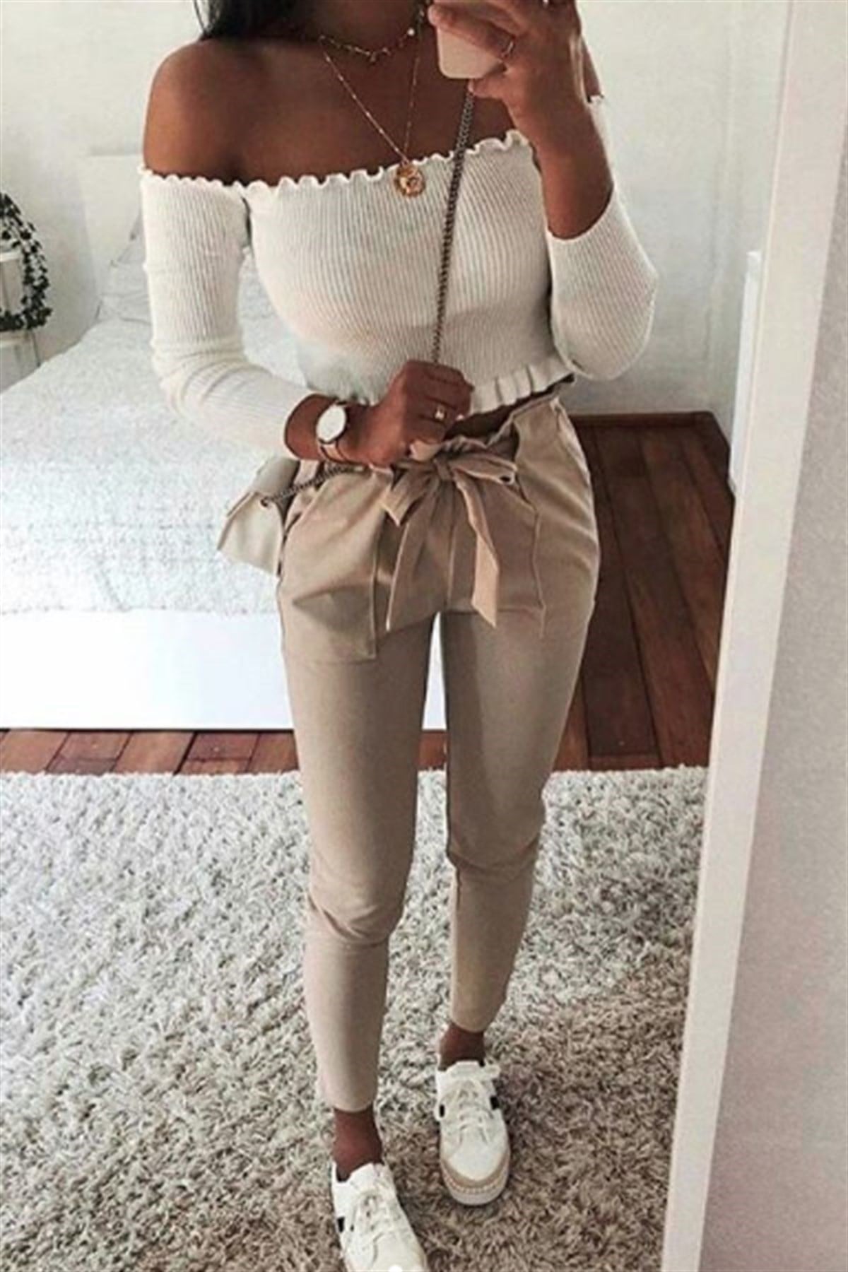 Kuşaklı Bej Havuç Pantalon