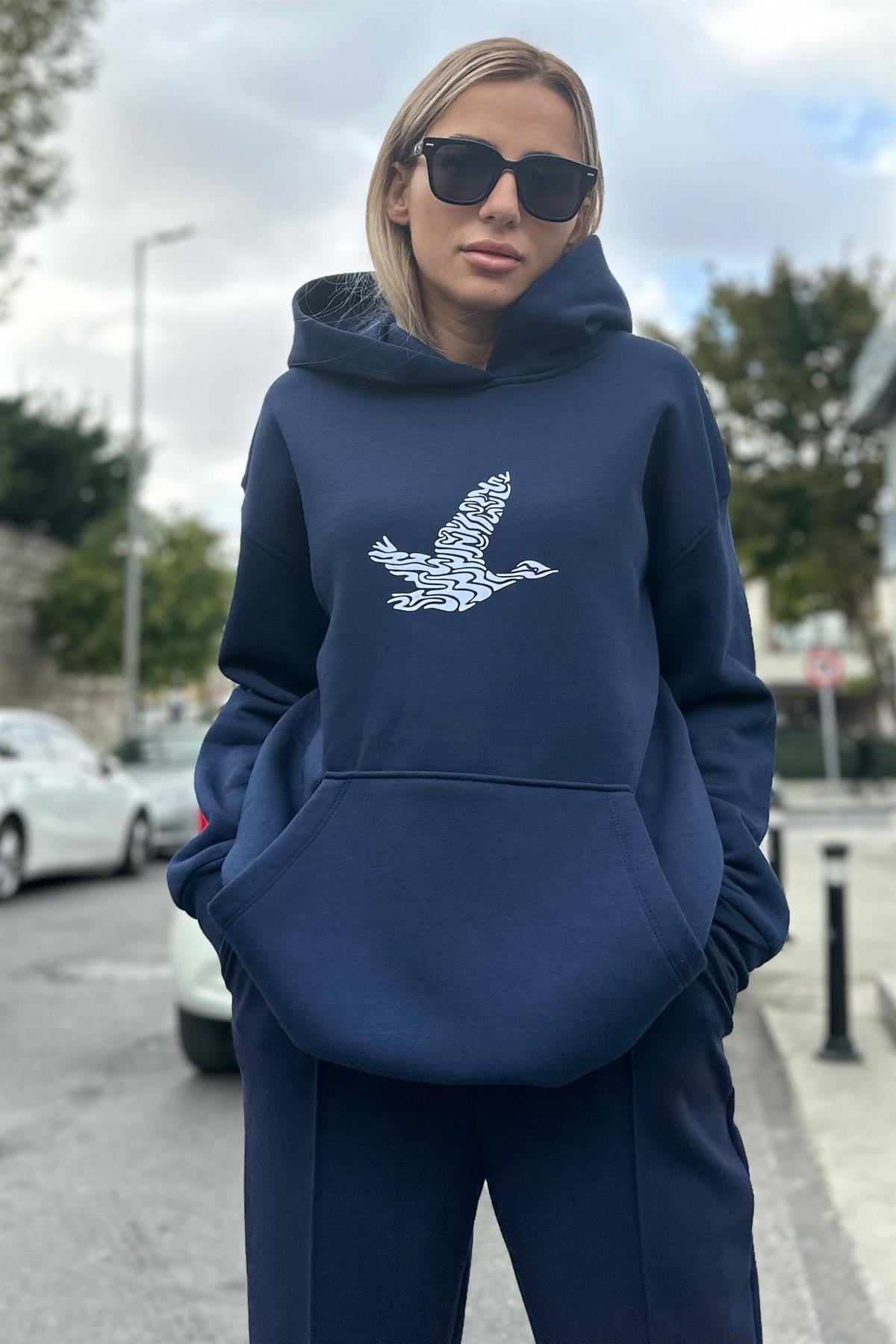 Kuşlu Kapişonlu Lacivert SweatshirtTAKIMLAR