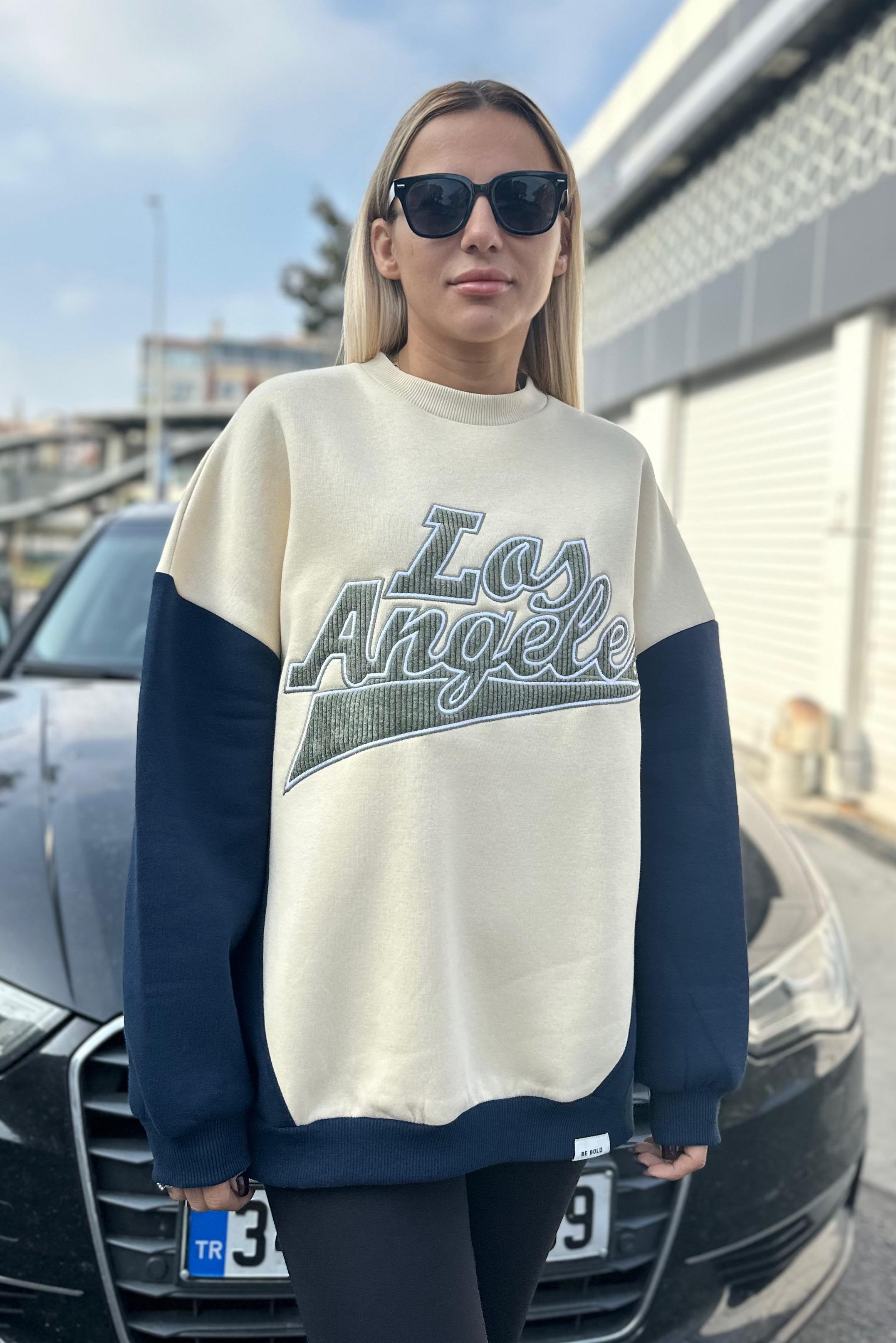 Los Angeles Kadife Yazılı SweatshirtSWEATSHİRT