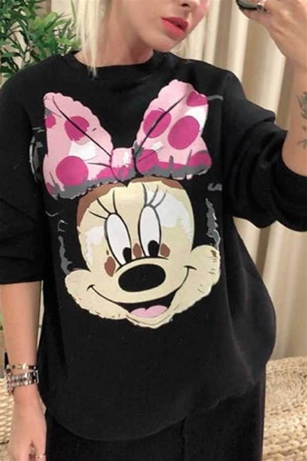 Minnie Sweatshirt