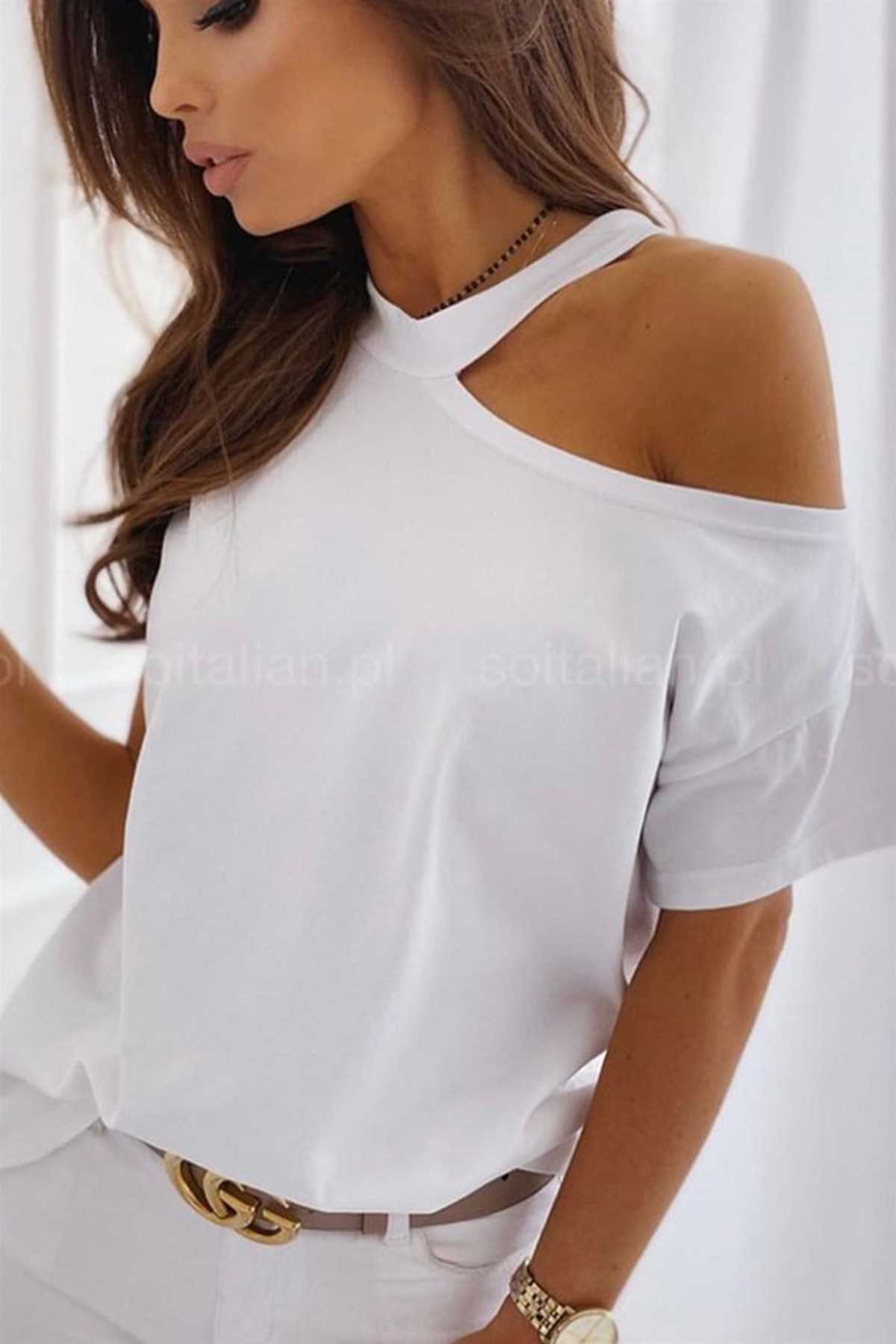 Omuz Açık Basic TshirtOUTLET