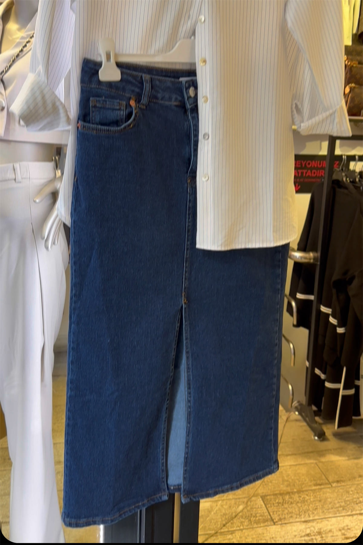 Önü Yırtmaçlı Denim EtekETEK