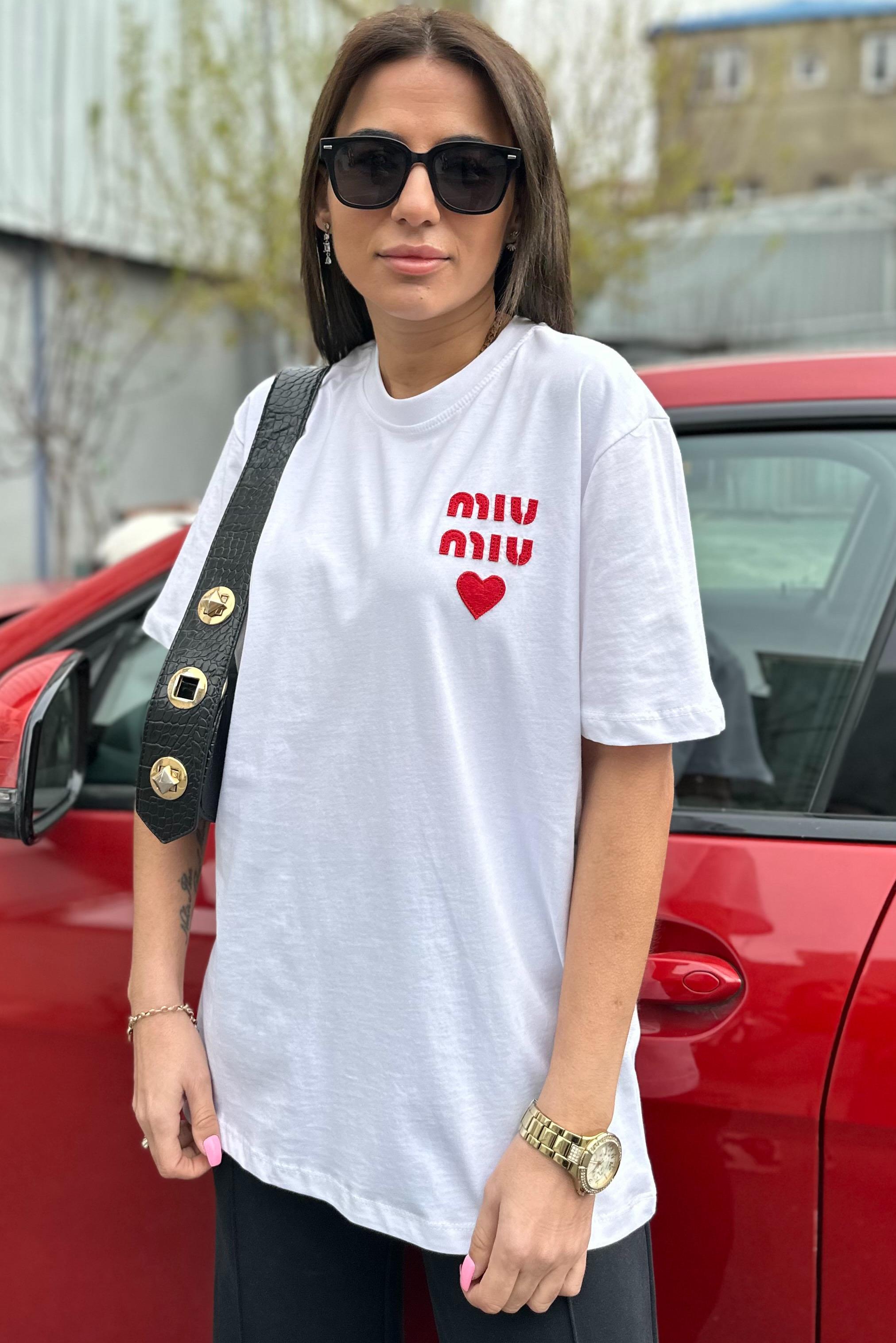Orjinal Marka Kırmızı Nakışlı Beyaz TshirtYENİ GELENLER